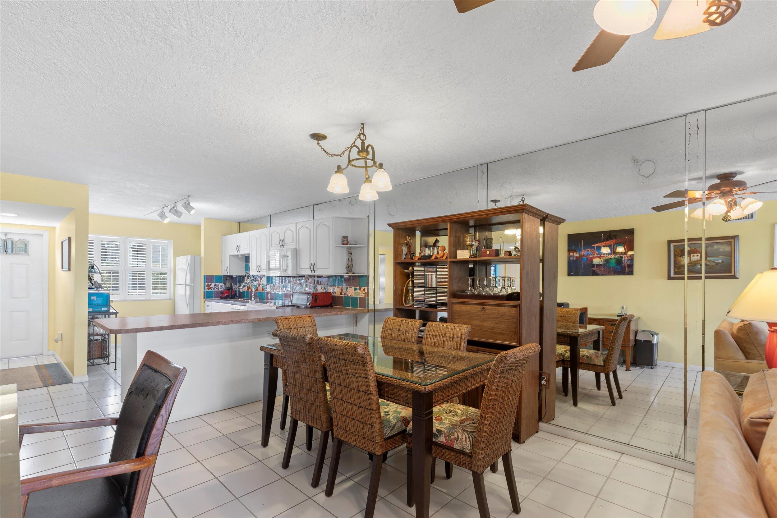 1901 S Roosevelt Boulevard, 201w Property Photo 15