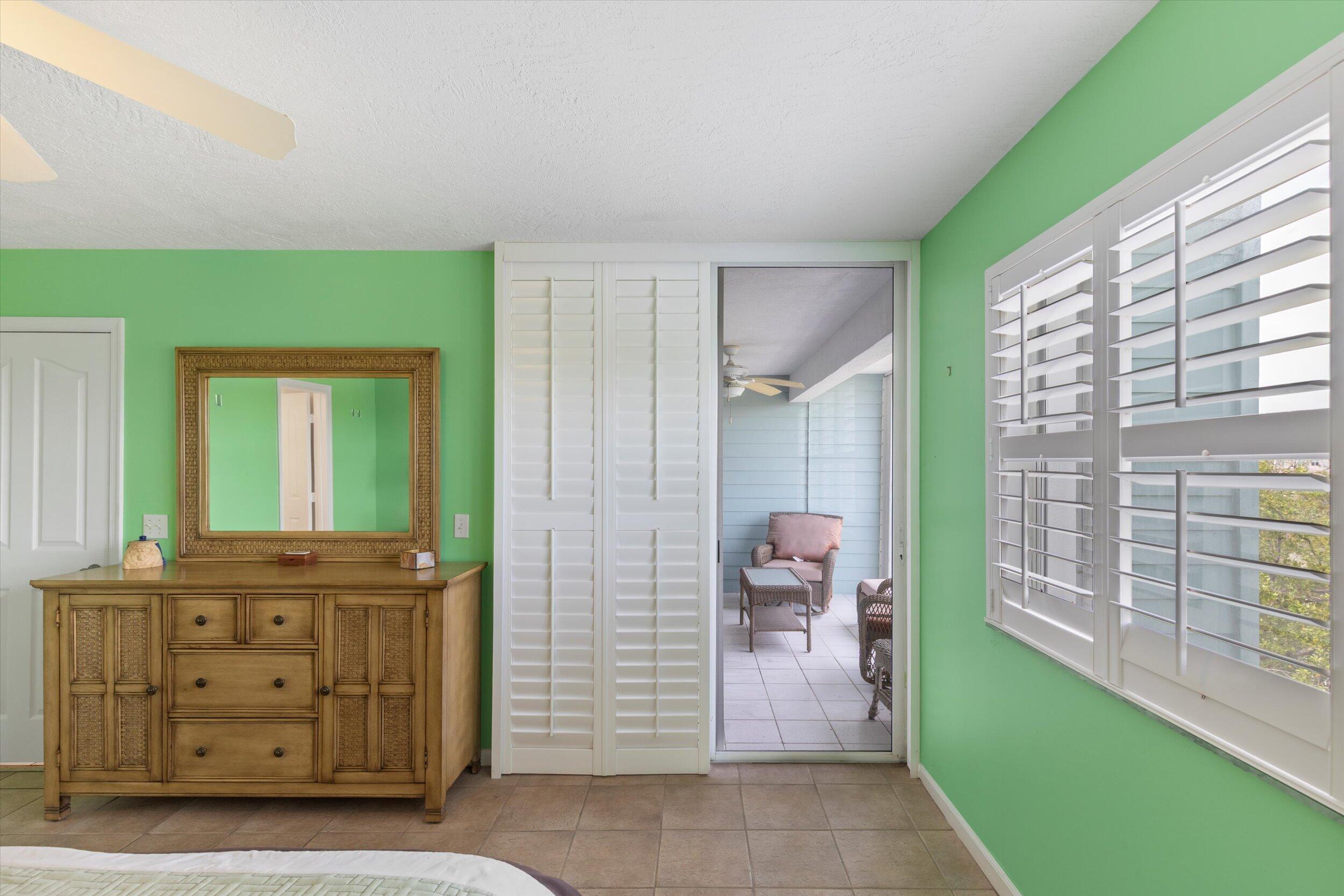 1901 S Roosevelt Boulevard, 201w Property Photo 21