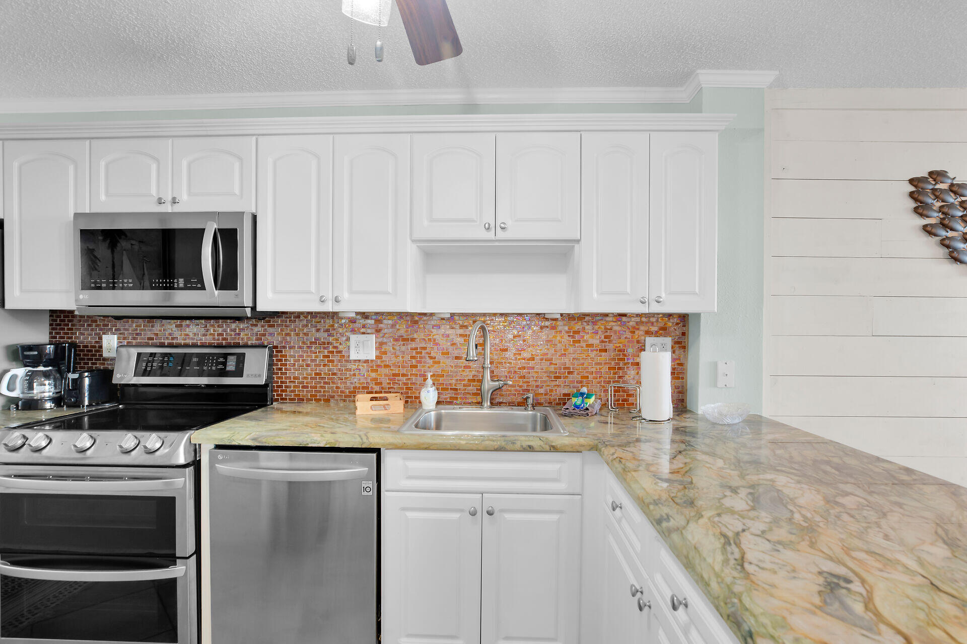 104350 Overseas Highway, A501 Property Photo 24