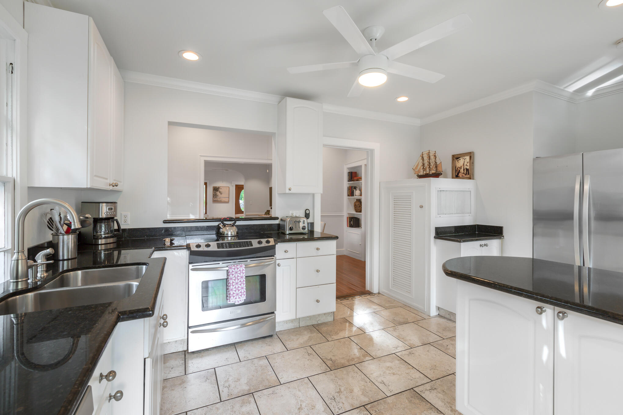 525 Simonton Street Property Photo 13
