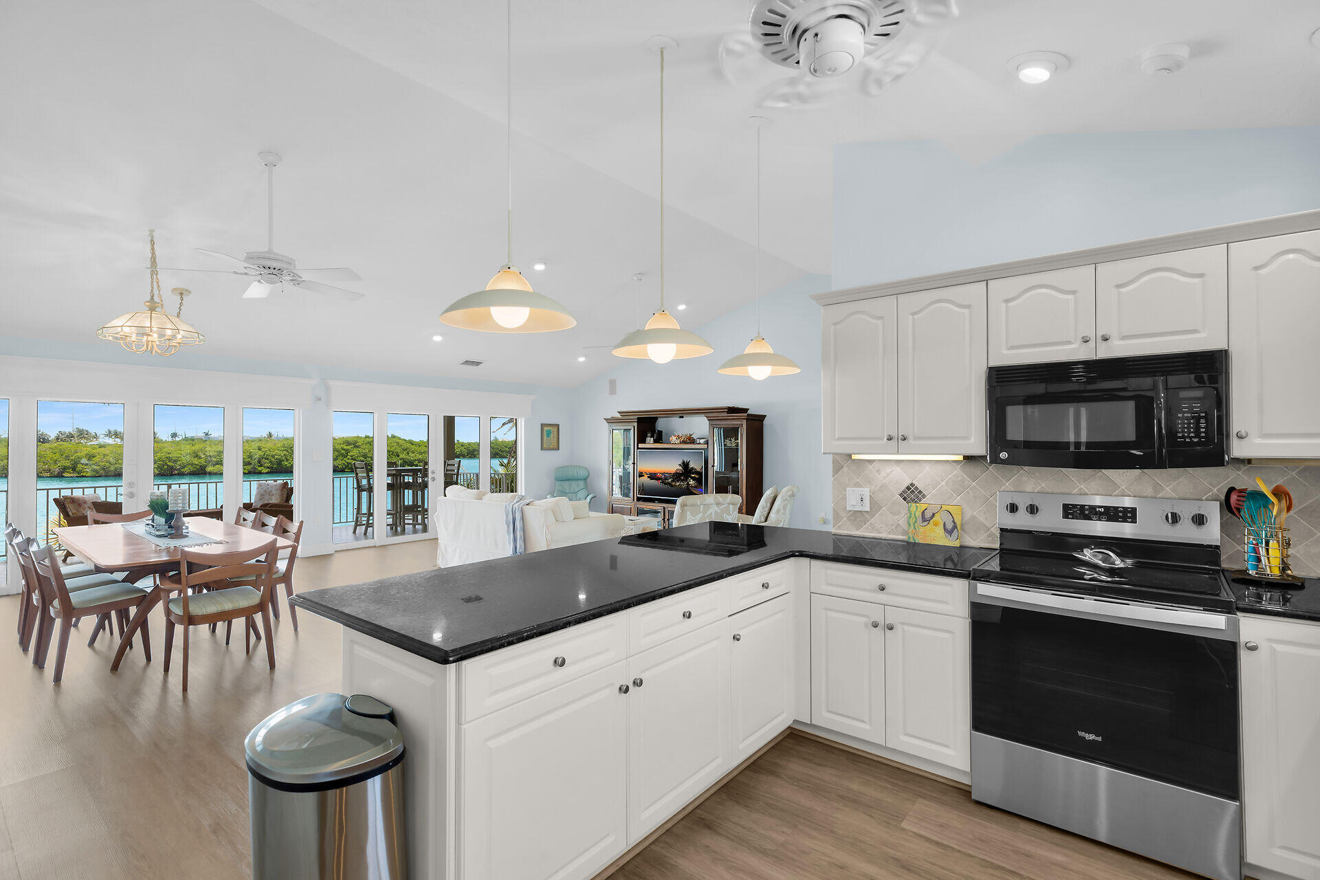417 122 Street Ocean Property Photo 16
