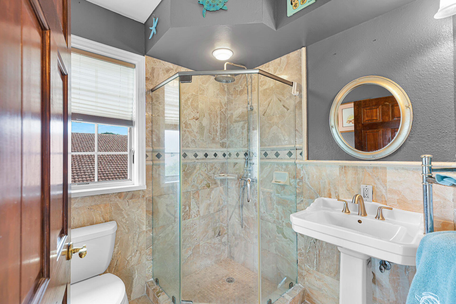219 S Anglers Drive Property Photo 36