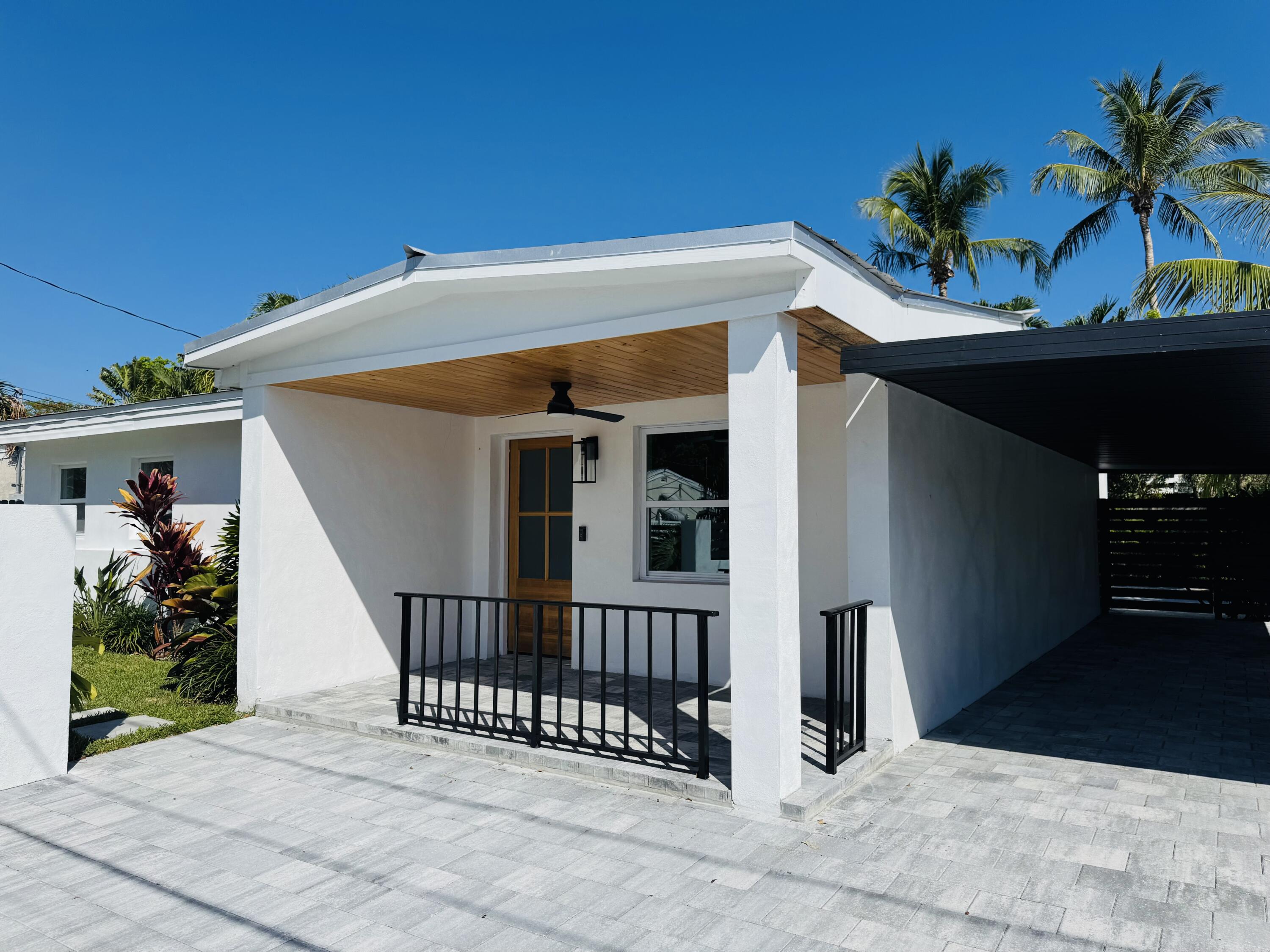 1708 Duncan Street Property Photo 2