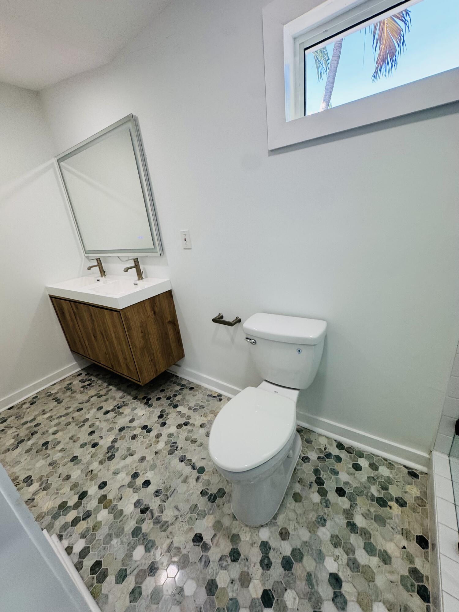 1708 Duncan Street Property Photo 17