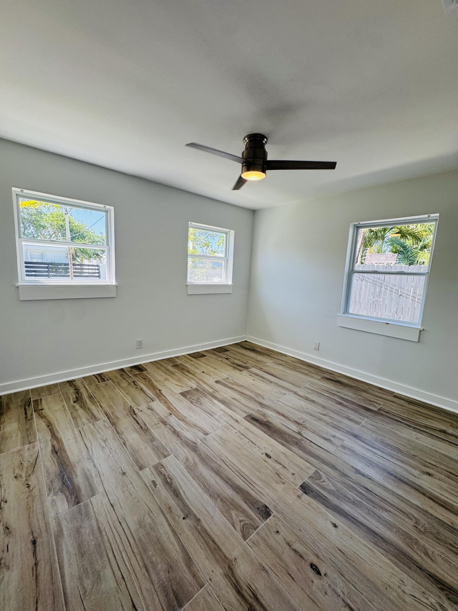 1708 Duncan Street Property Photo 19