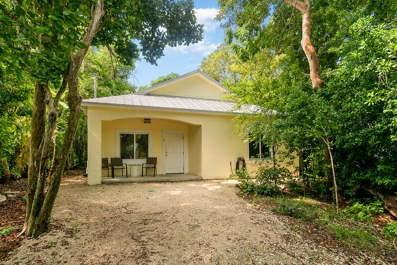 13 Bonita Avenue Property Photo 1
