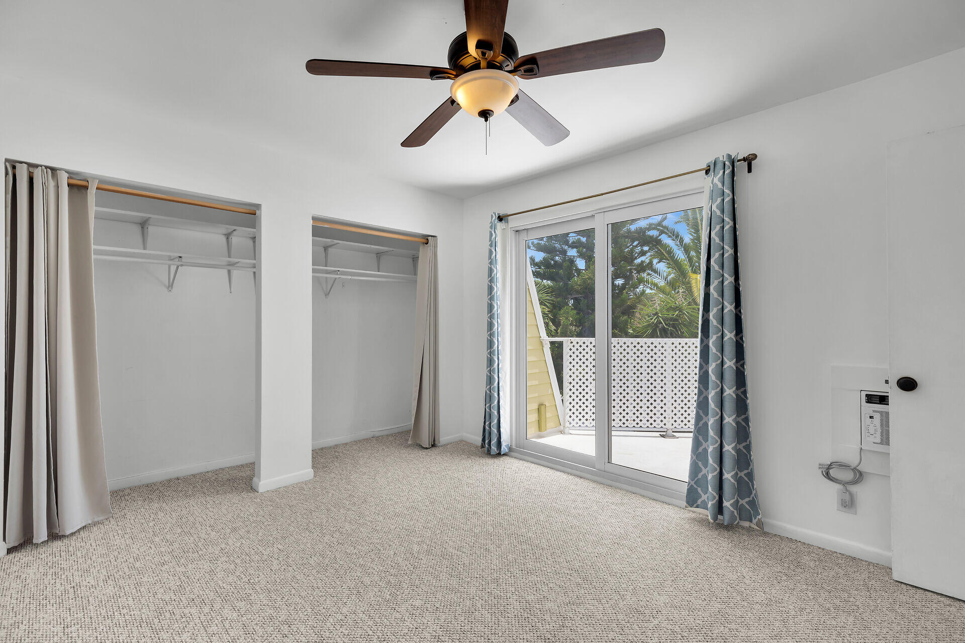 3218 Harriet Avenue Property Photo 10