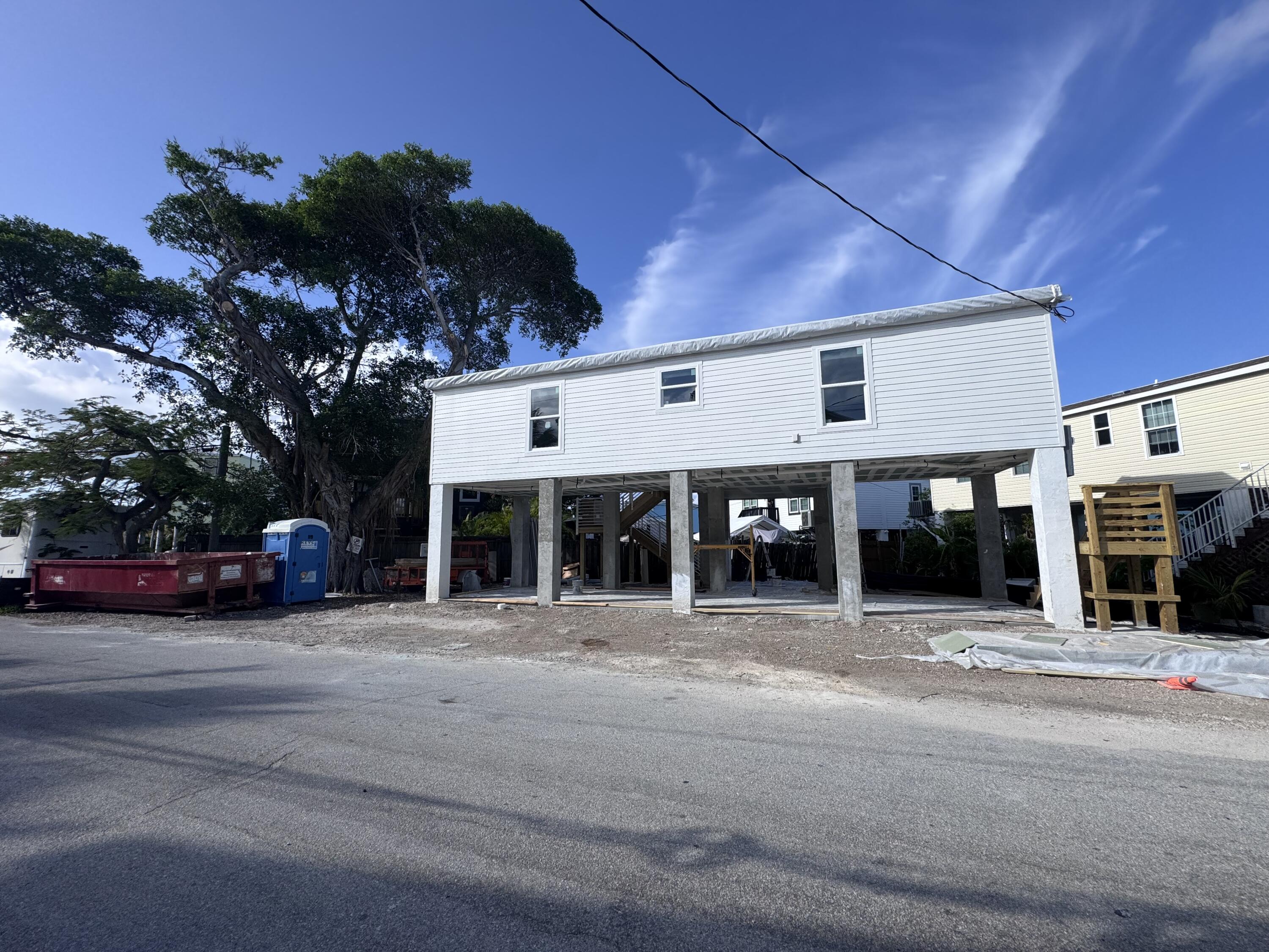 4 Del Mar Boulevard Property Photo 2