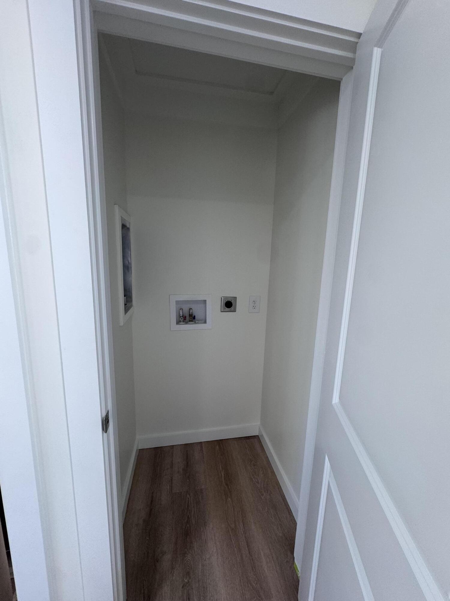 4 Del Mar Boulevard Property Photo 13