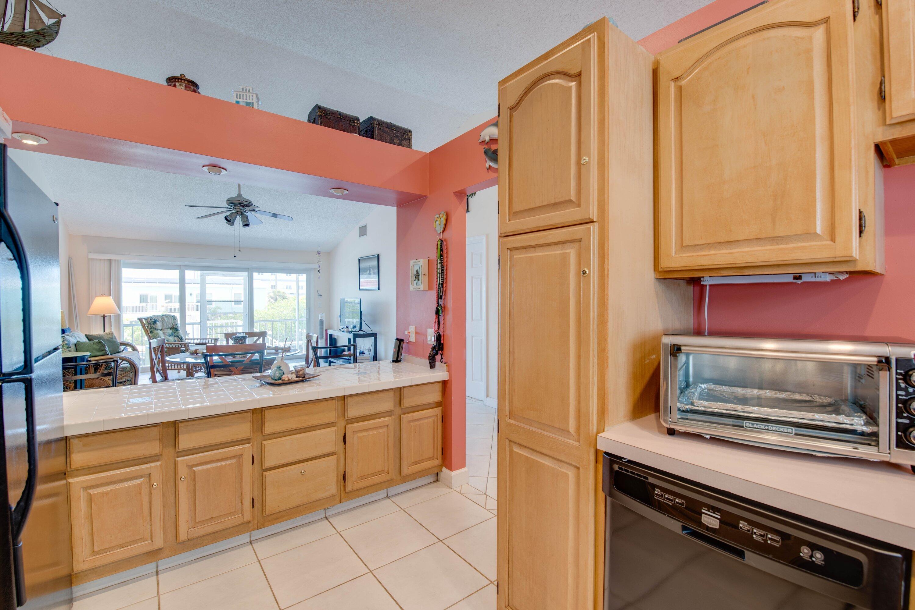 306 N Anglers Drive, B Property Photo 8