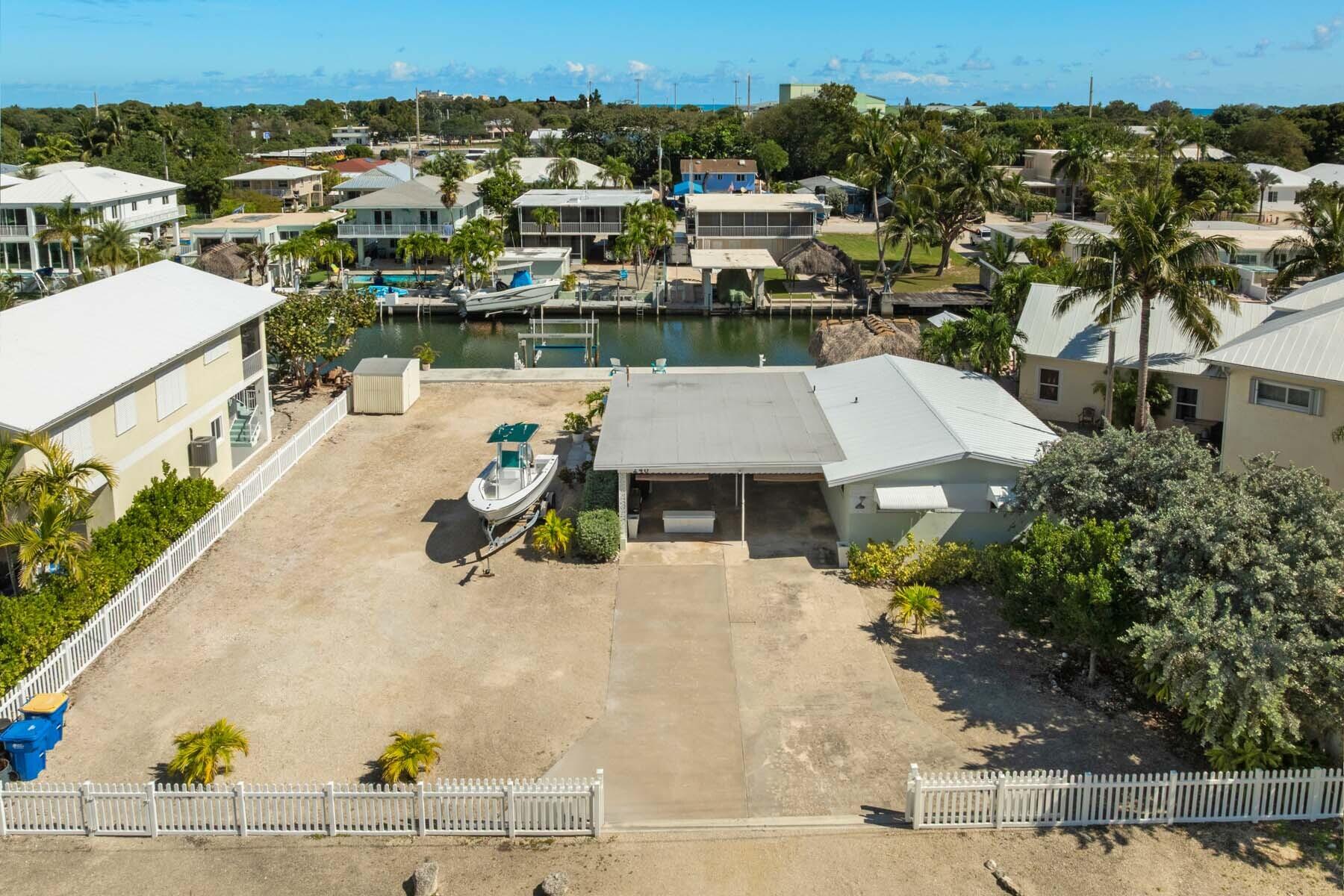 240 S Coconut Palm Boulevard Property Photo 1