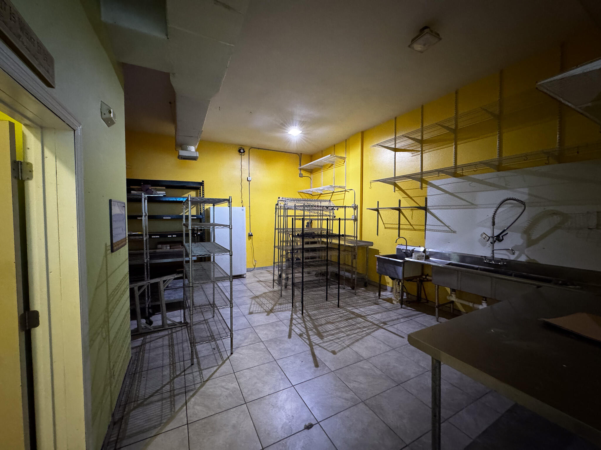 2510 N Roosevelt Boulevard Property Photo 4