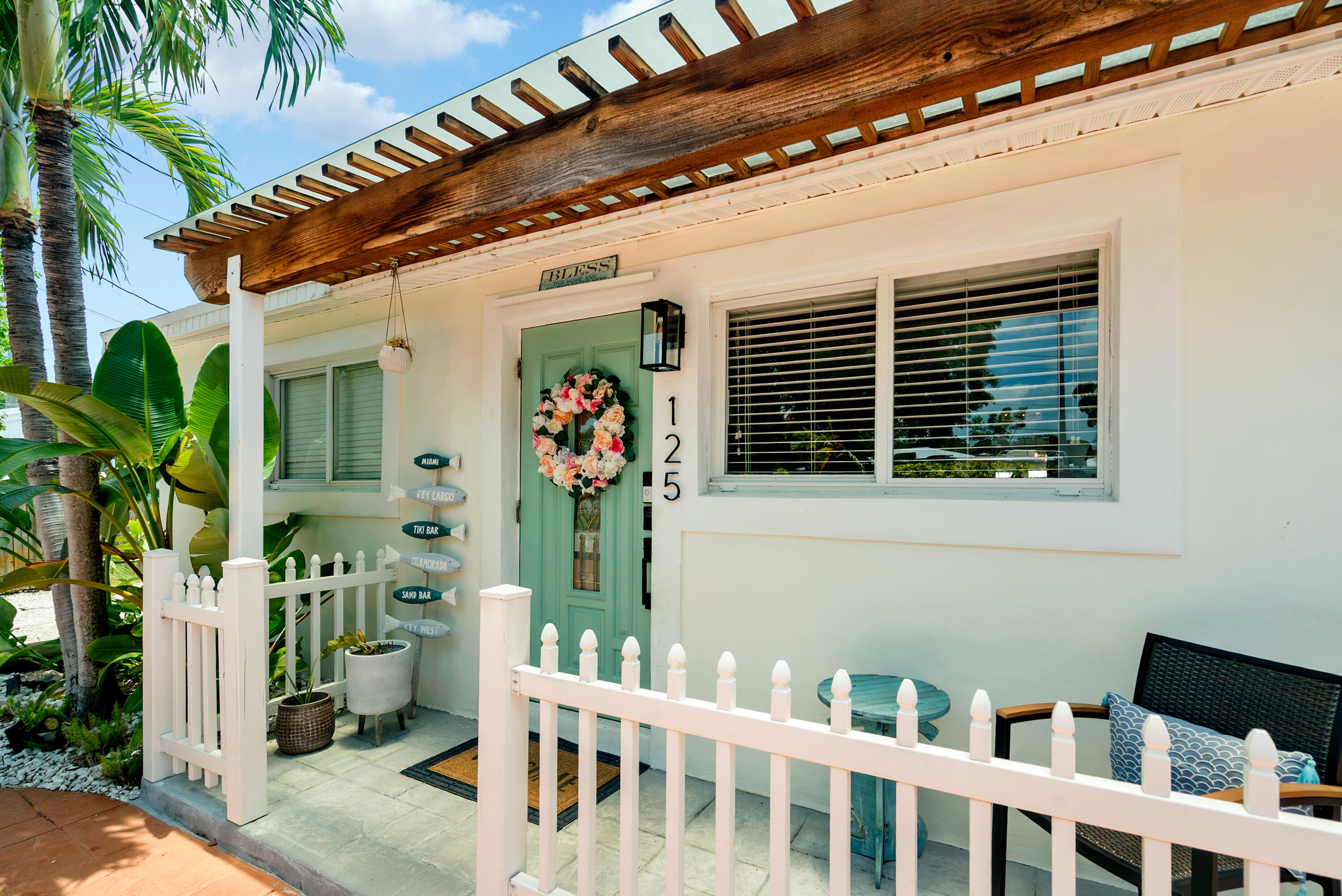125 Harbor Drive Property Photo 1