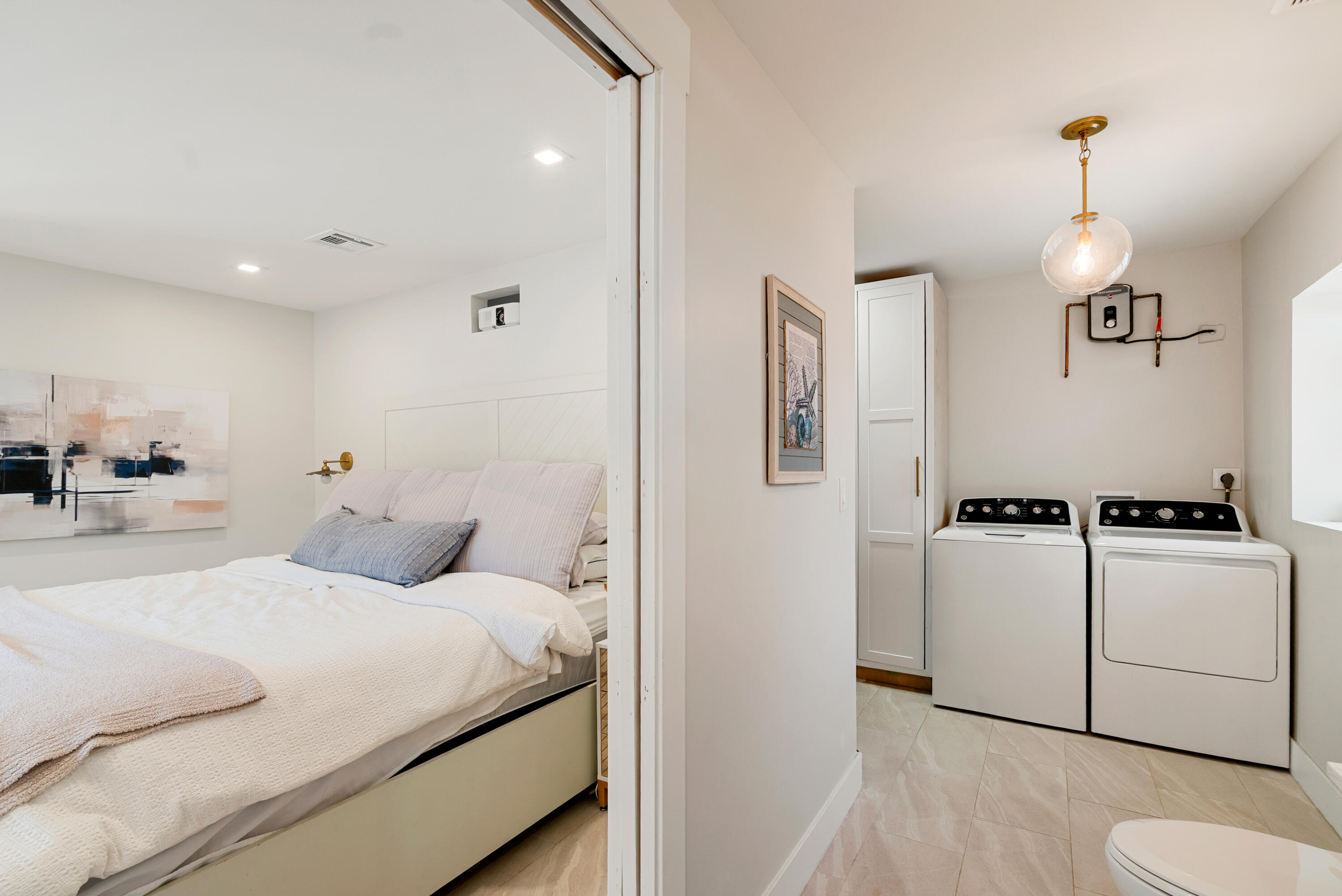 125 Harbor Drive Property Photo 14