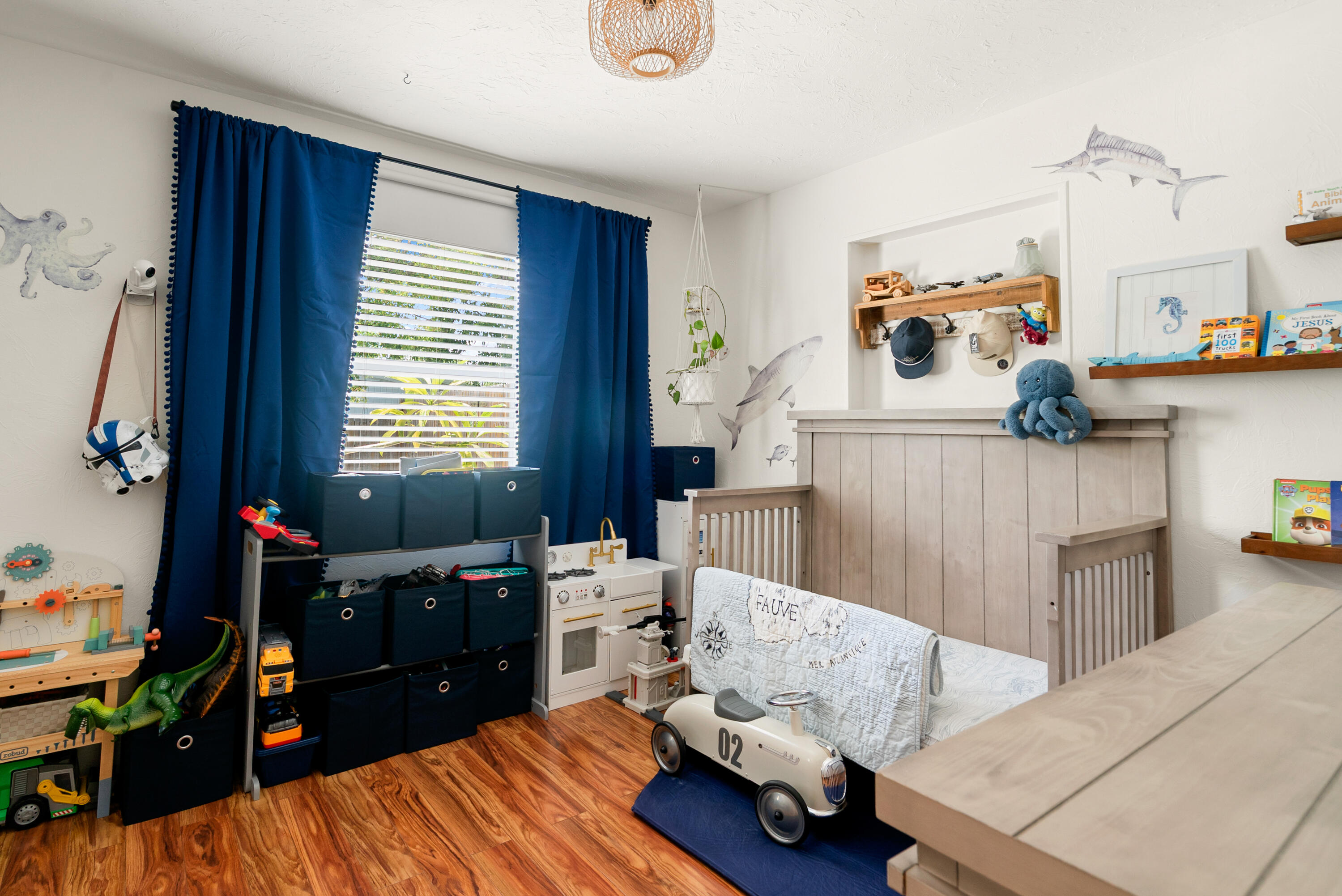 125 Harbor Drive Property Photo 20