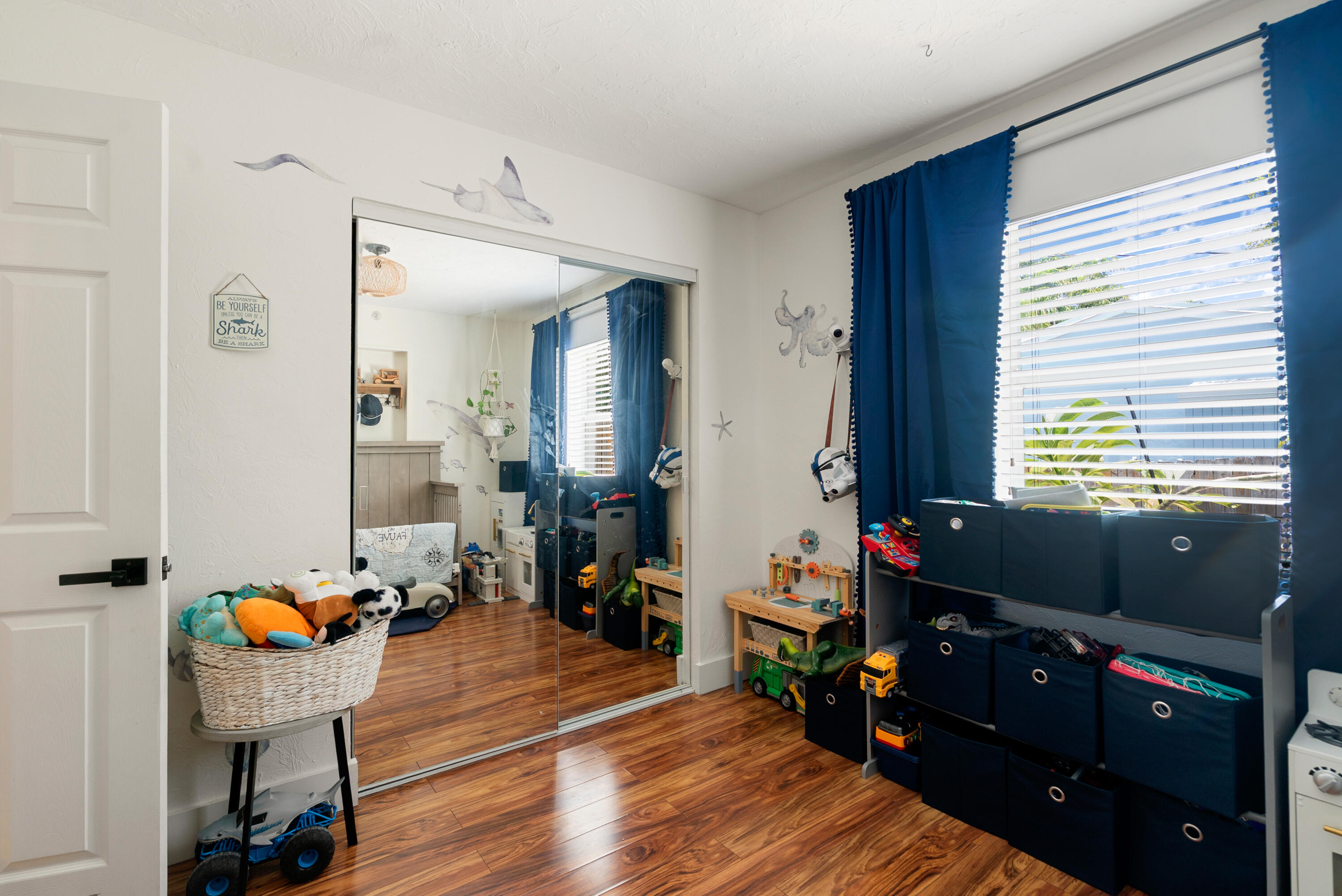 125 Harbor Drive Property Photo 21