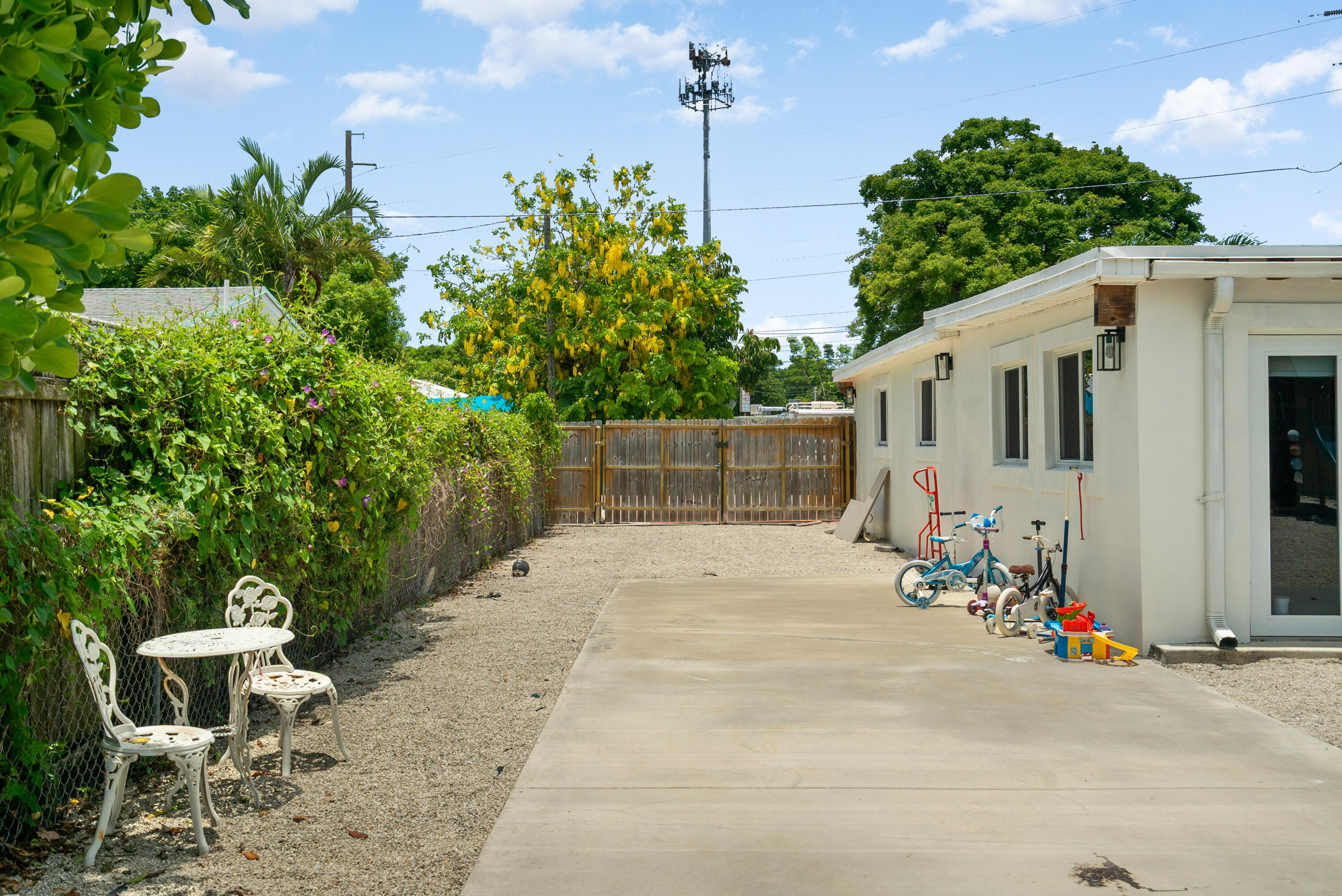 125 Harbor Drive Property Photo 25