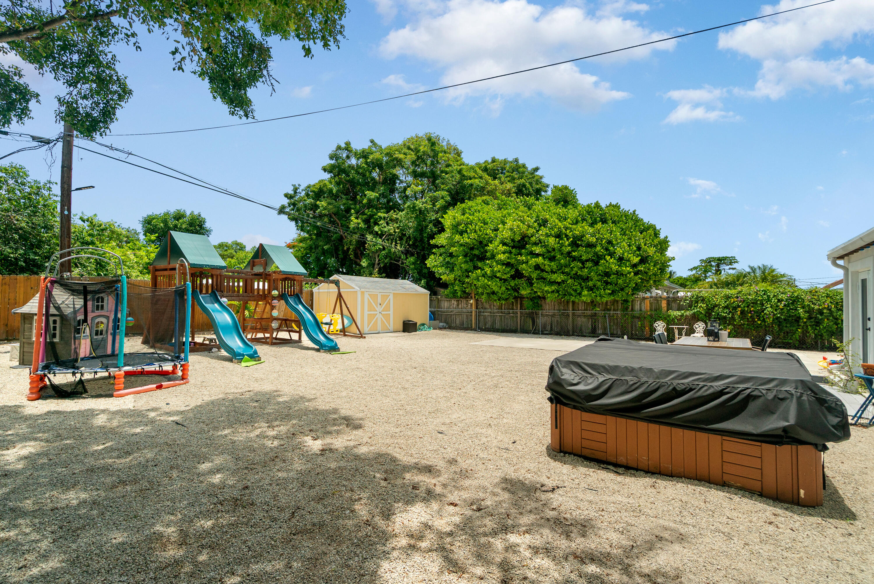 125 Harbor Drive Property Photo 26