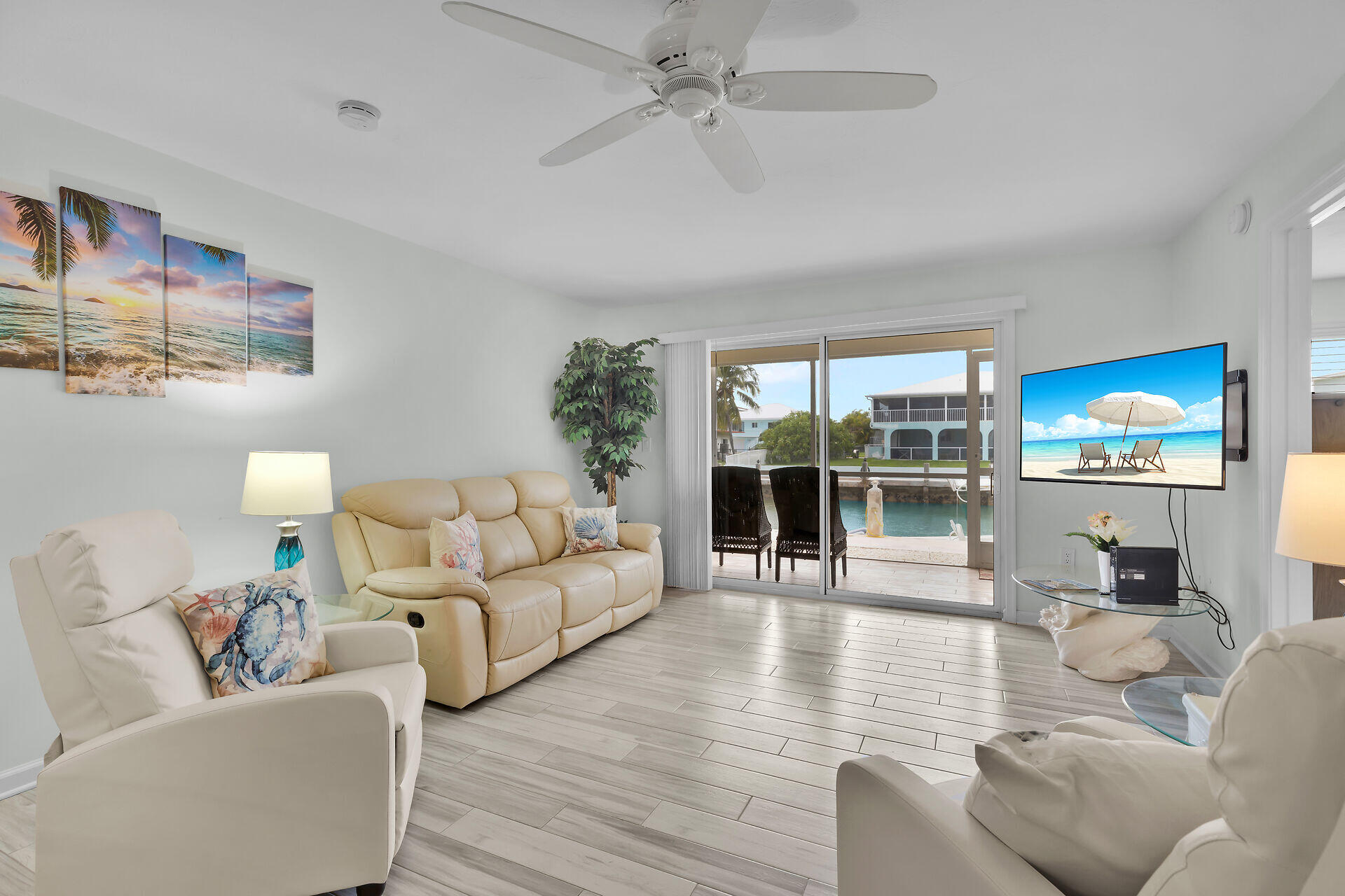 389 N Anglers Drive, 105 Property Photo 16