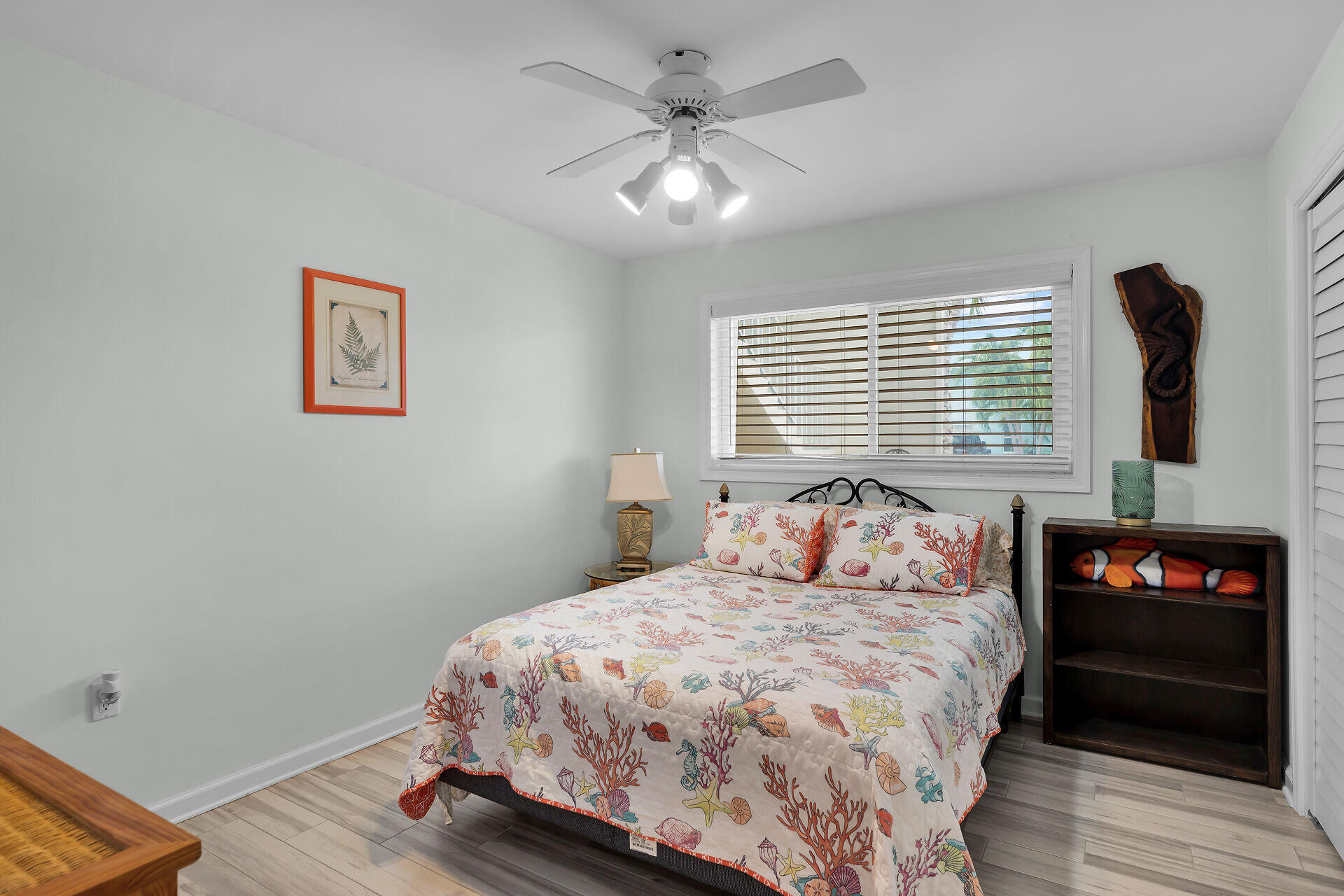 389 N Anglers Drive, 105 Property Photo 17