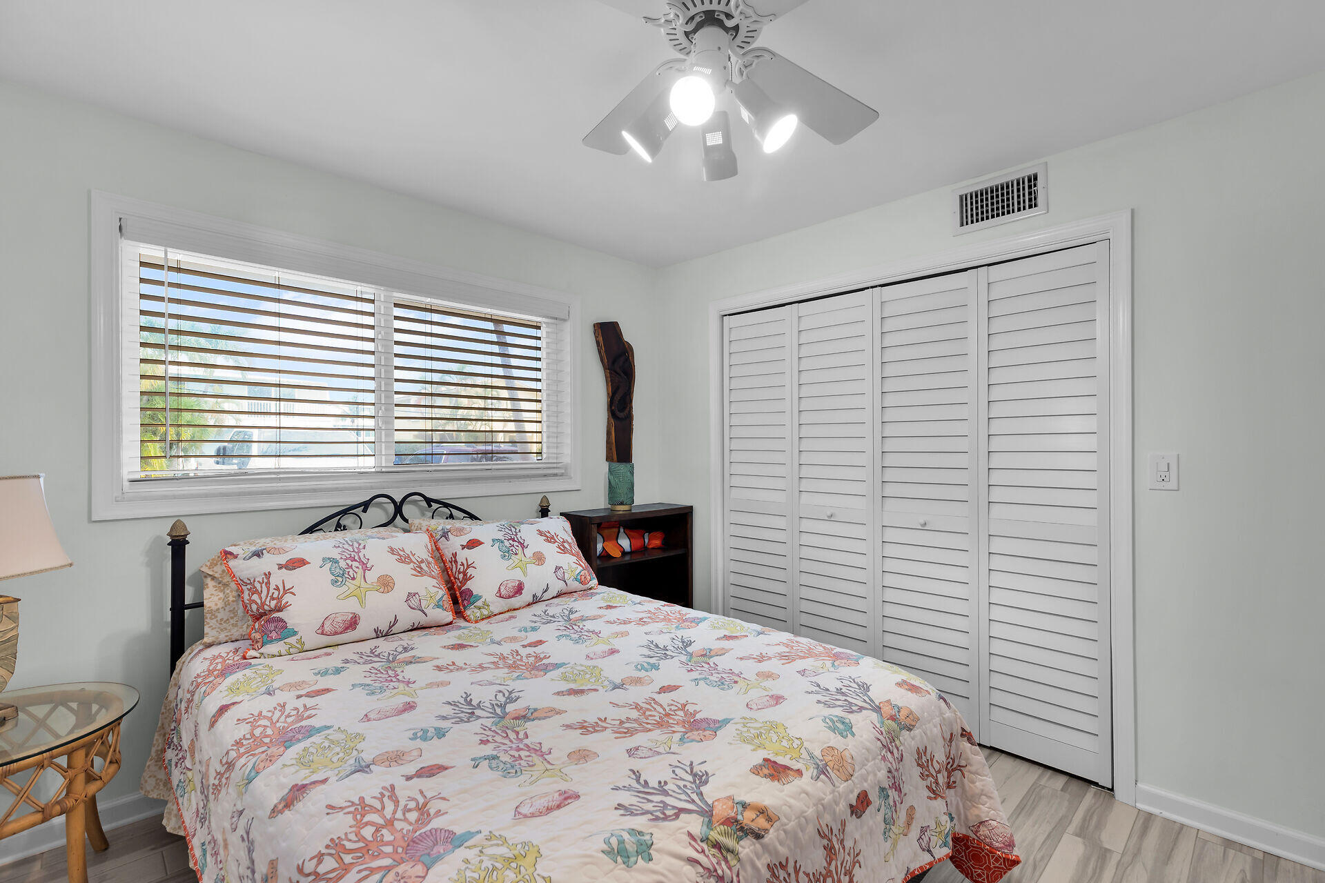 389 N Anglers Drive, 105 Property Photo 18