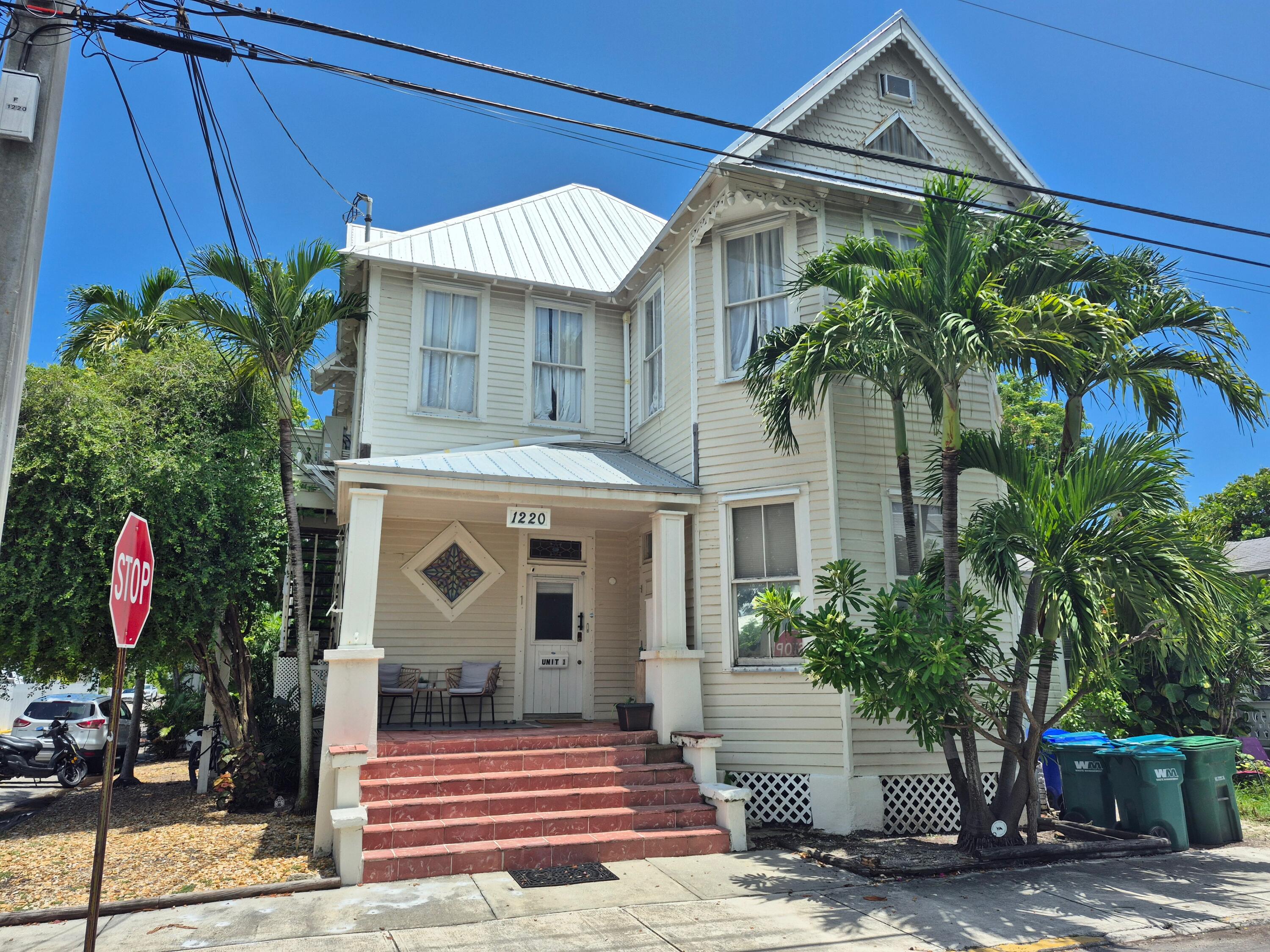 1220 Newton Street, 1 Property Photo 1