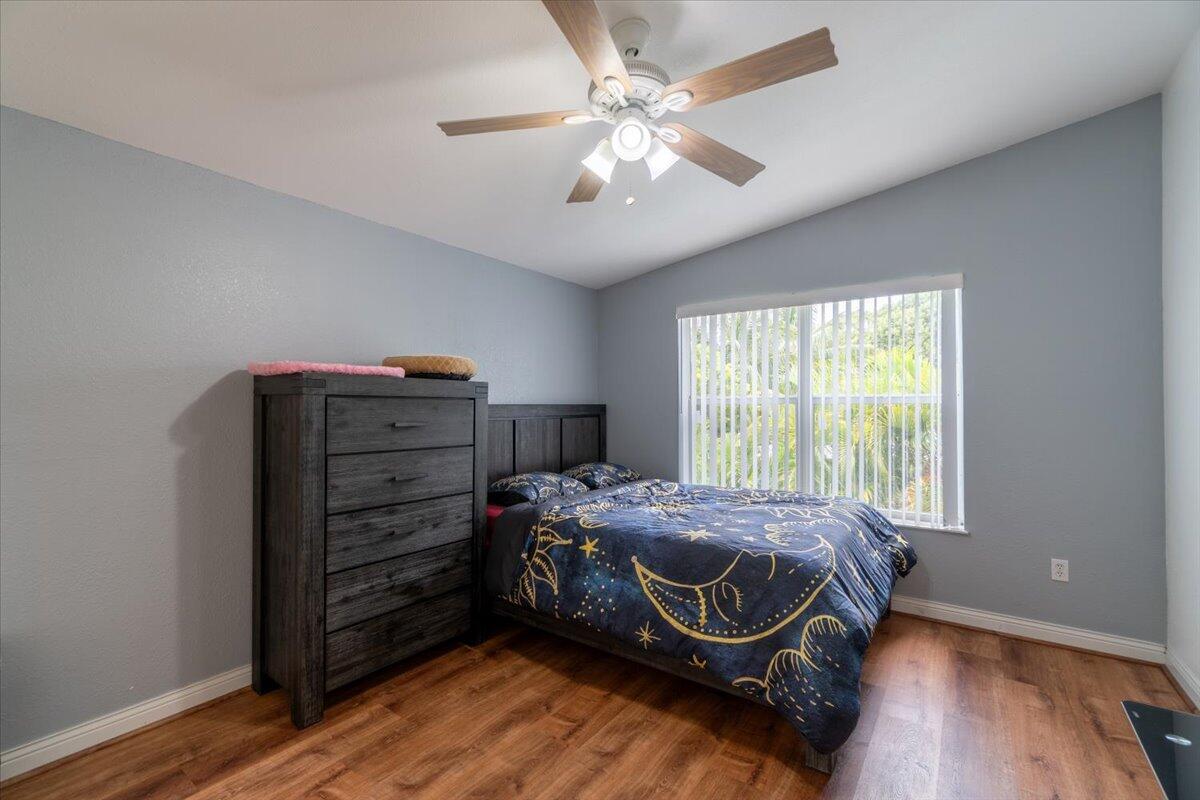 31243 E Avenue Property Photo 9