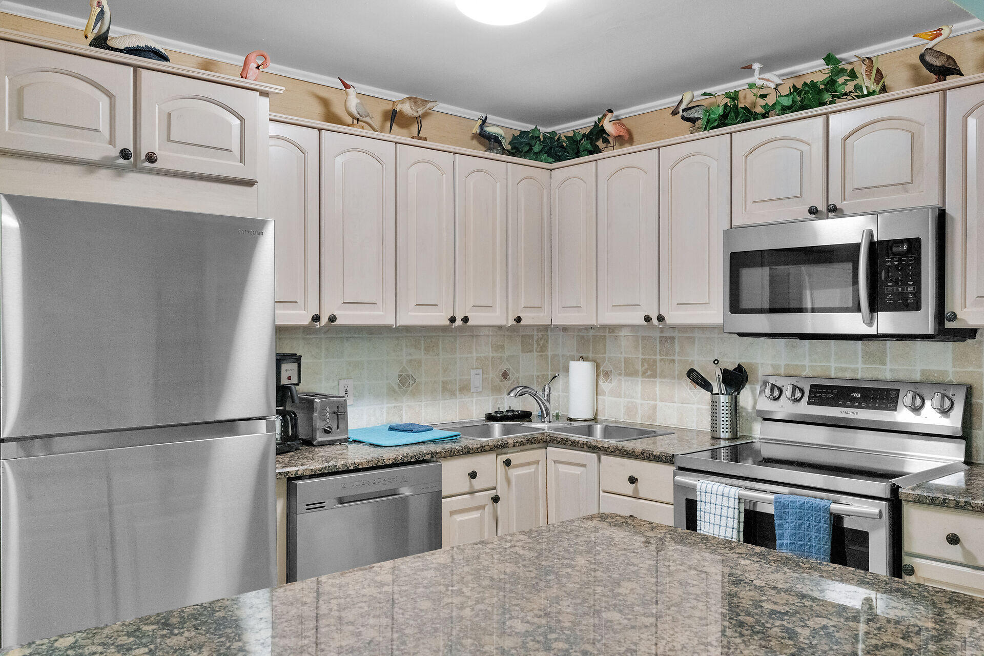 109 Avenue D, 310 Property Photo 21