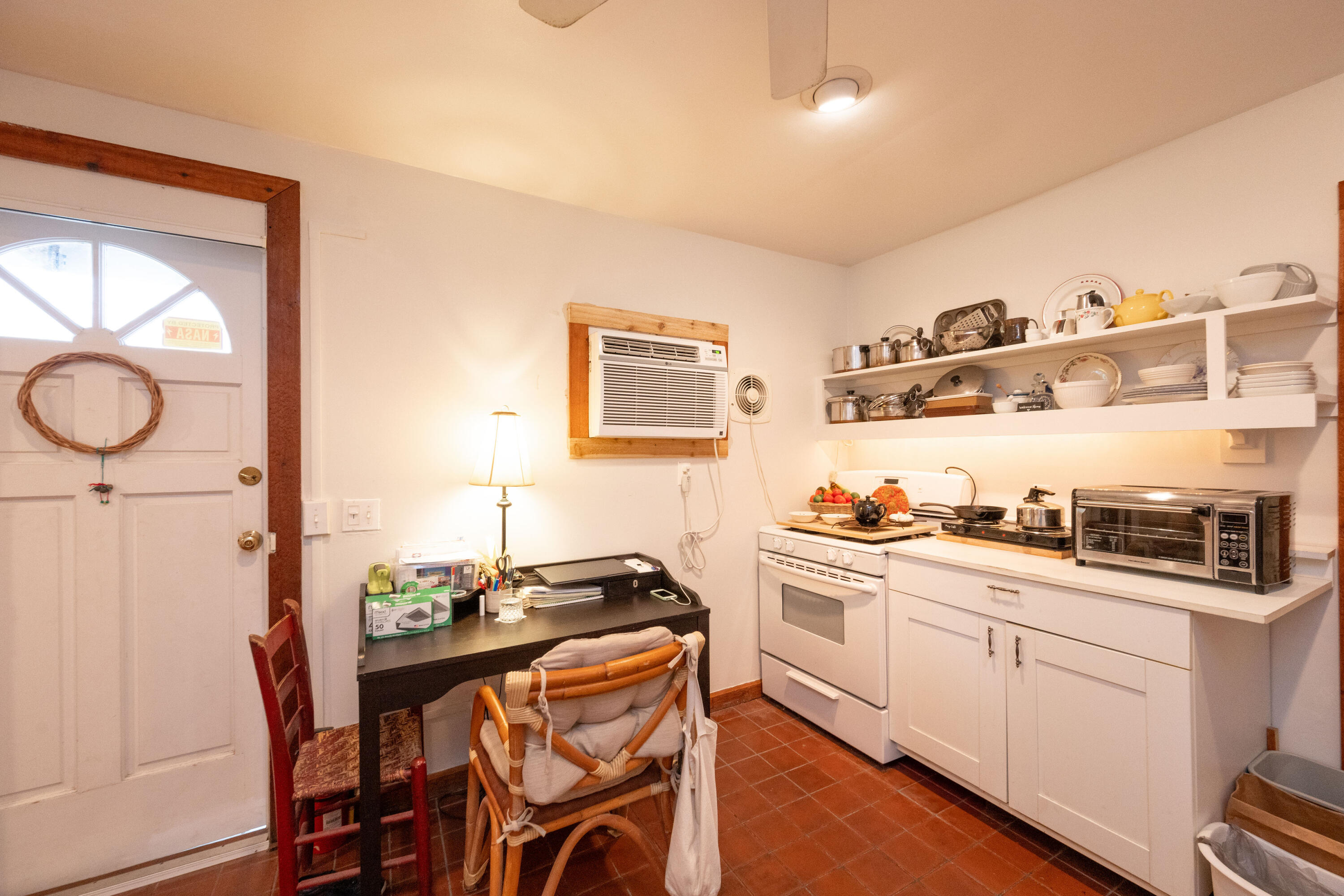 830 Fleming Street Property Photo 30