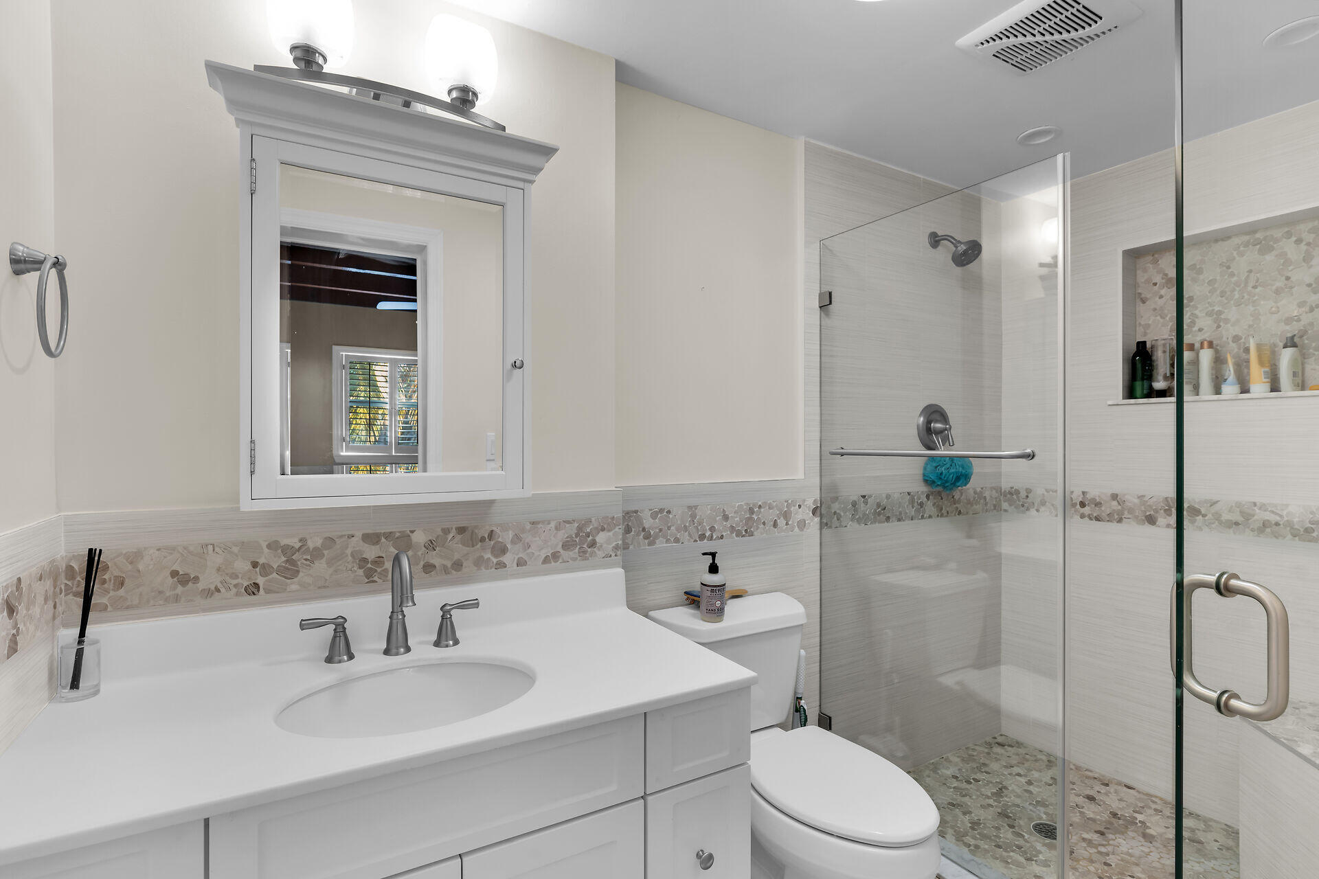 28 Tarpon Avenue Property Photo 28