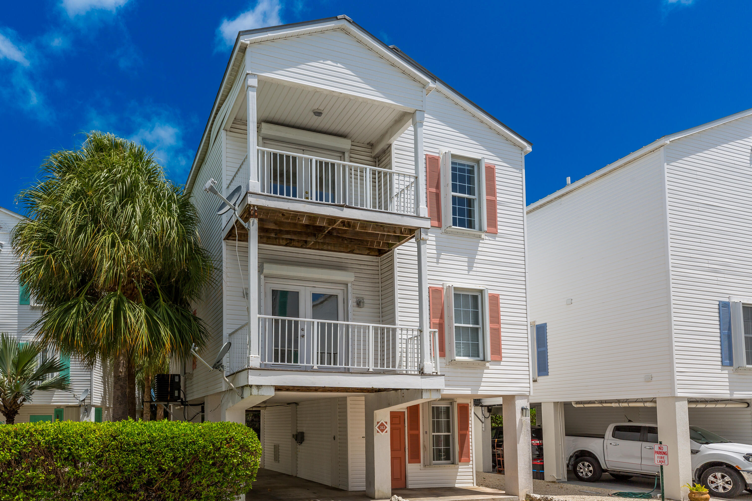 313 25th Street, 26 Property Photo 5