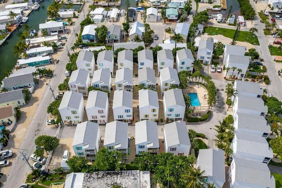 313 25th Street, 26 Property Photo 11