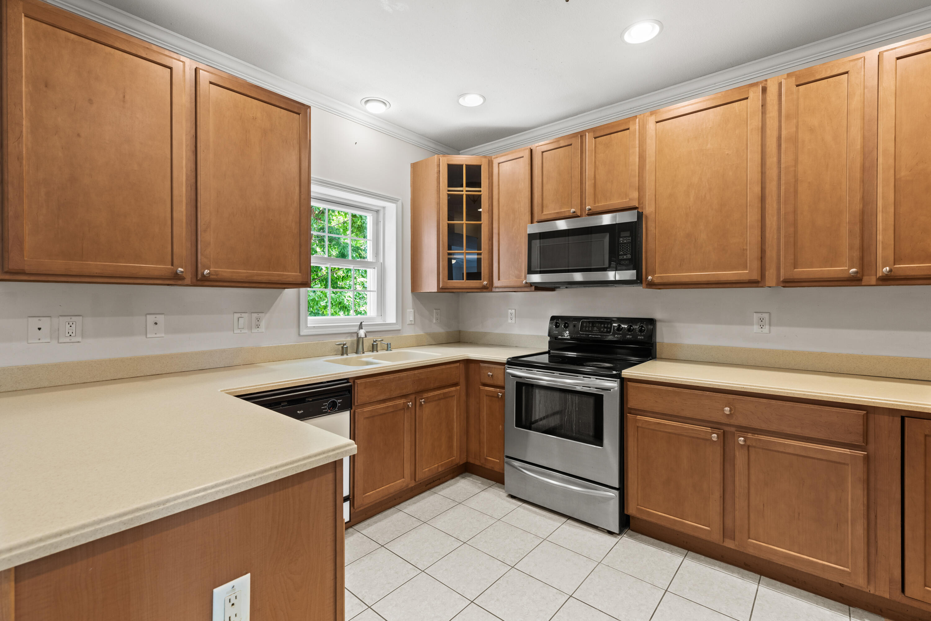 313 25th Street, 26 Property Photo 27