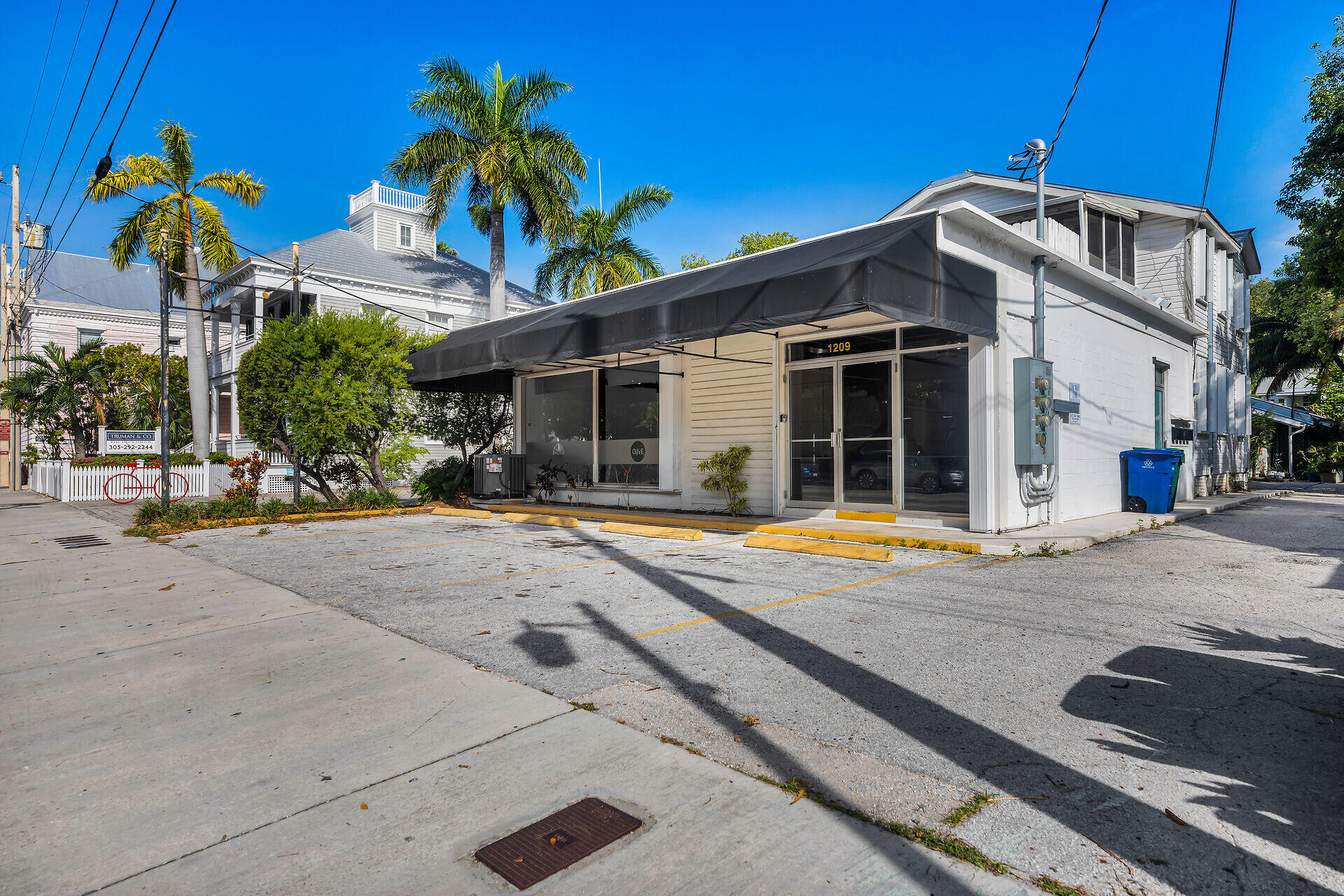 1209 Truman Avenue, 1 Property Photo 20