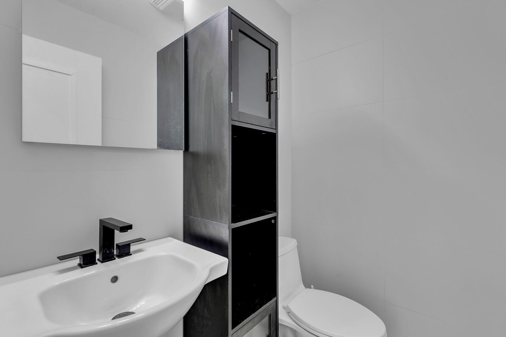 1209 Truman Avenue, 2 Property Photo 22