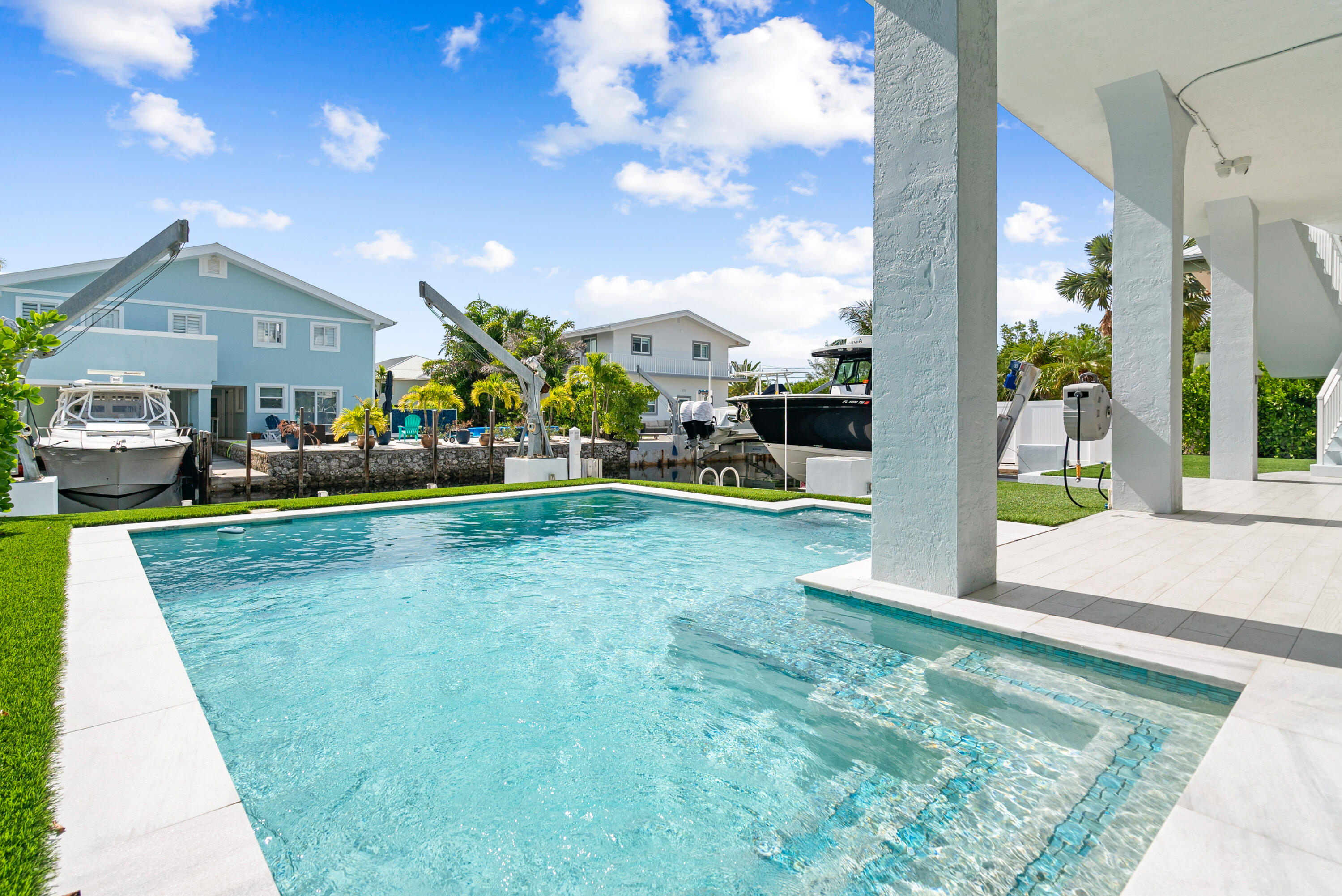 215 Wildwood Circle Property Photo 2