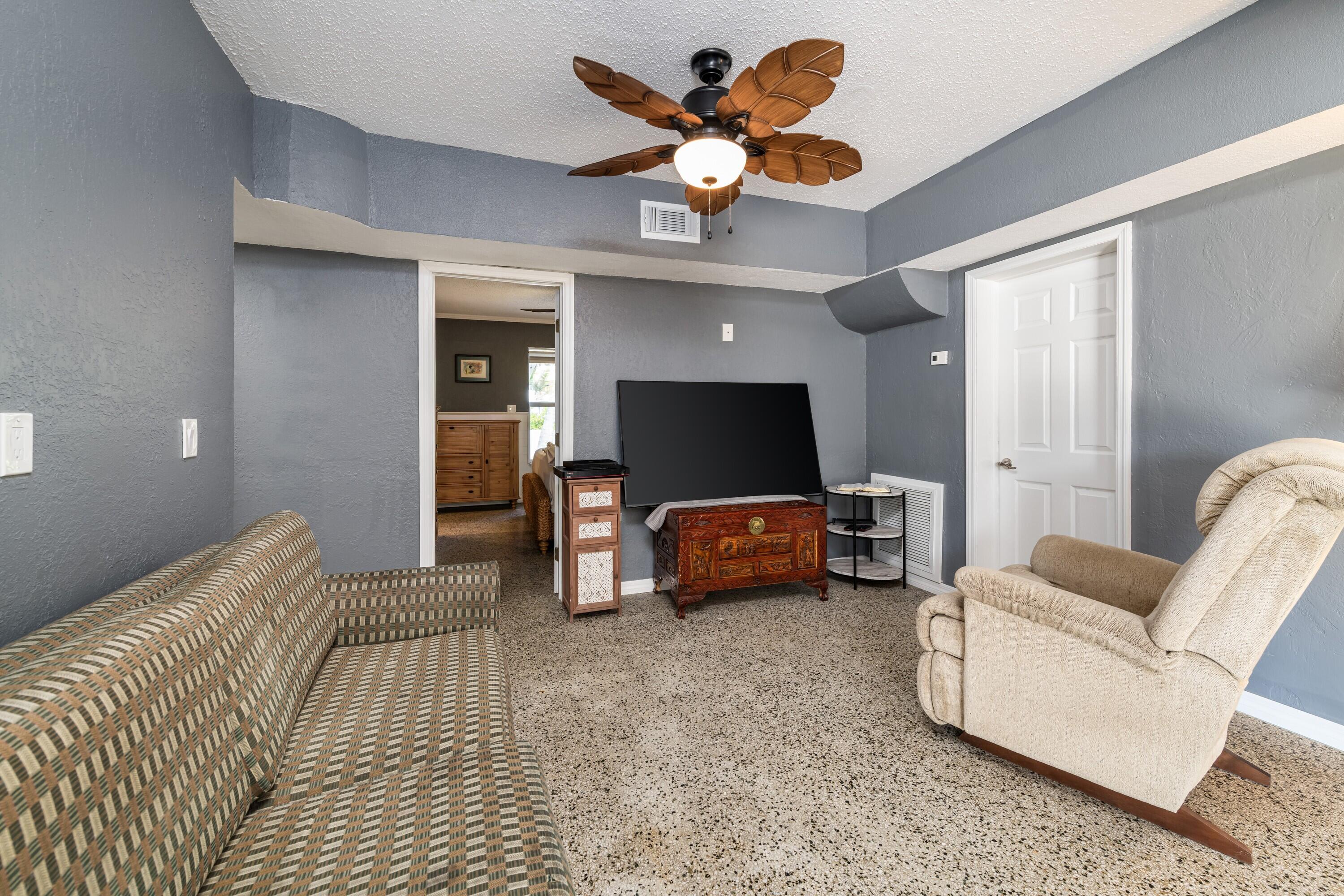 11050 5th Avenue Ocean Property Photo 12