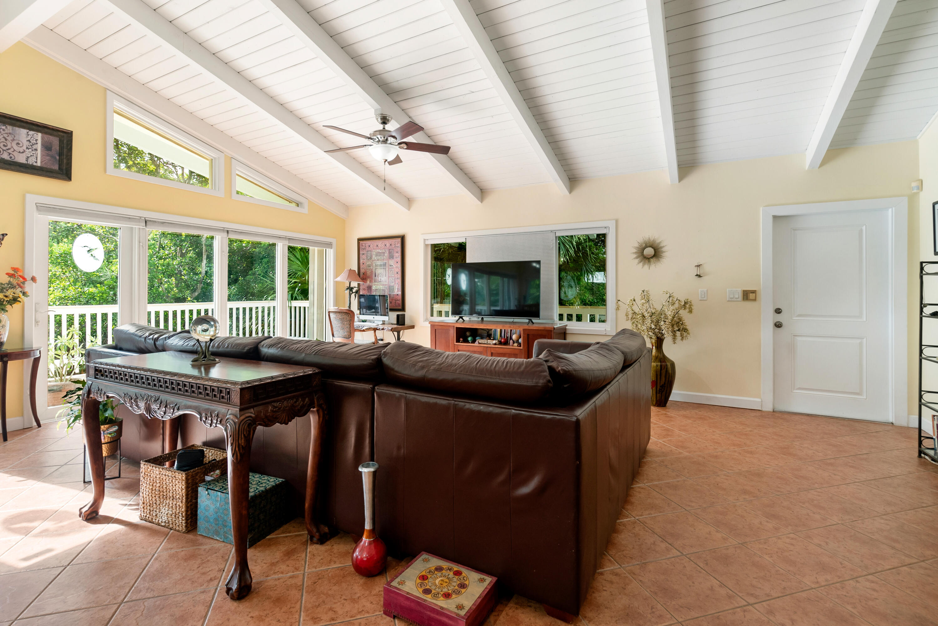 158 Tampa Drive Property Photo 27