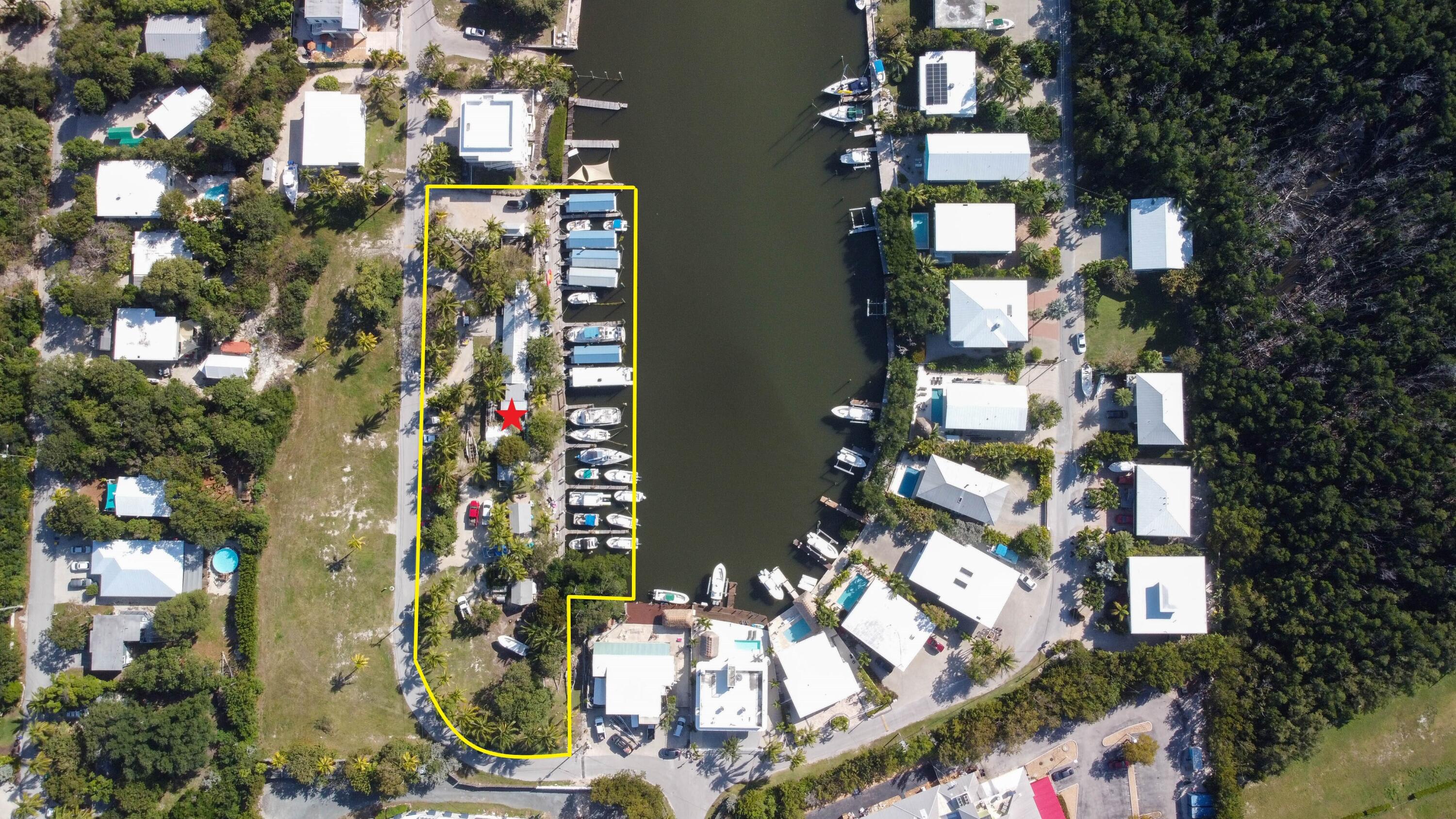 200 Treasure Harbor Drive Property Photo 6