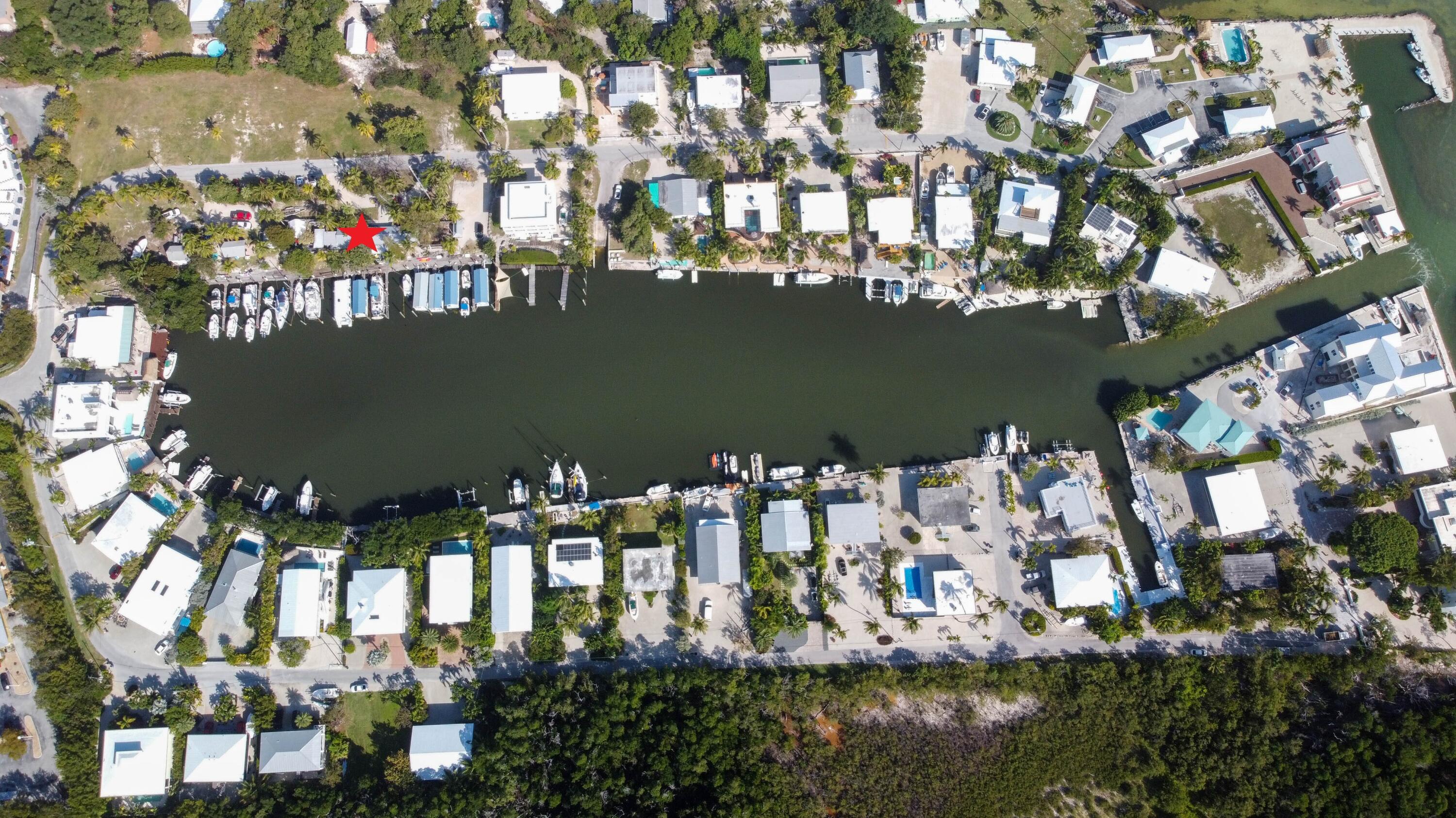 200 Treasure Harbor Drive Property Photo 7