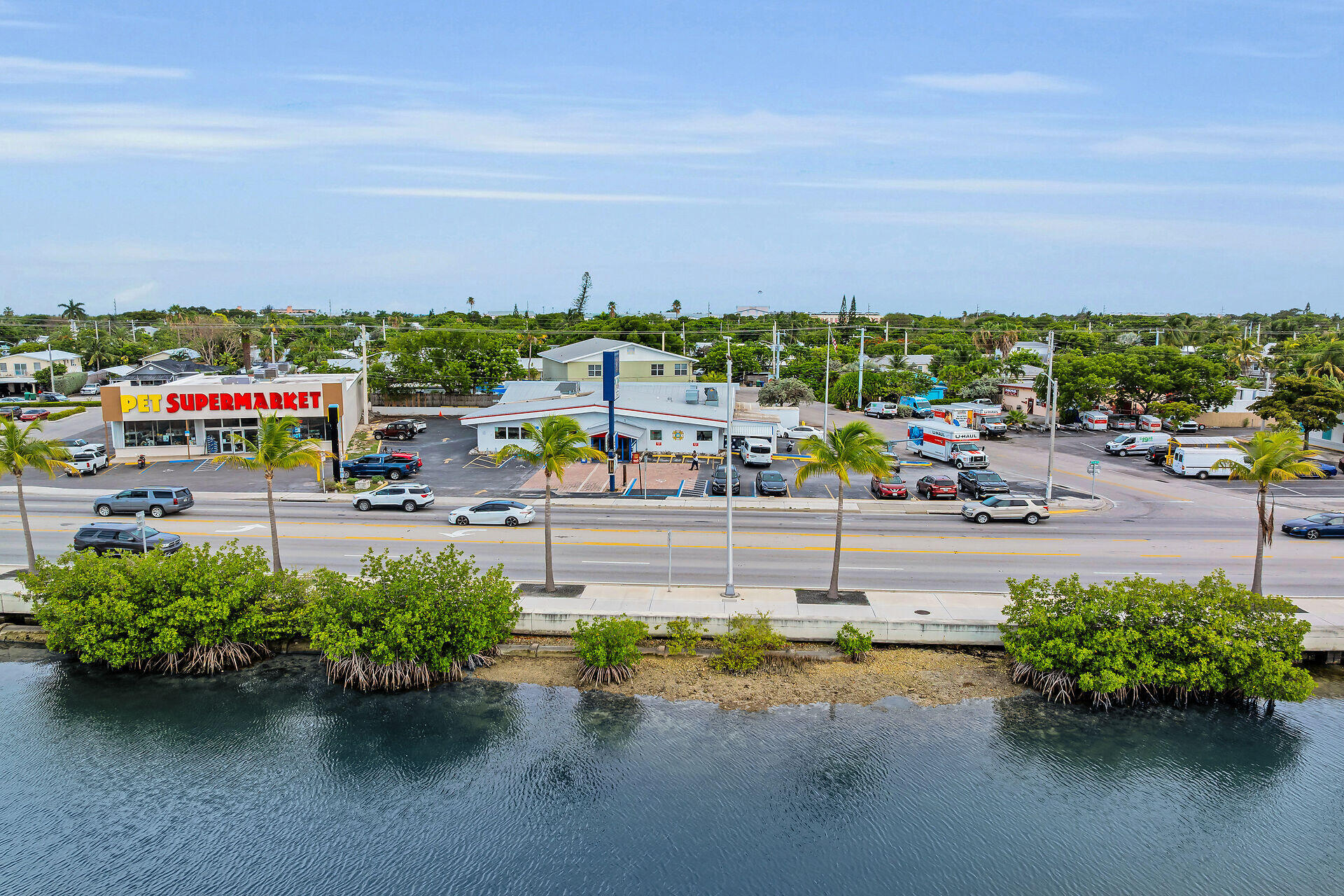 2200 N Roosevelt Boulevard Property Photo 8