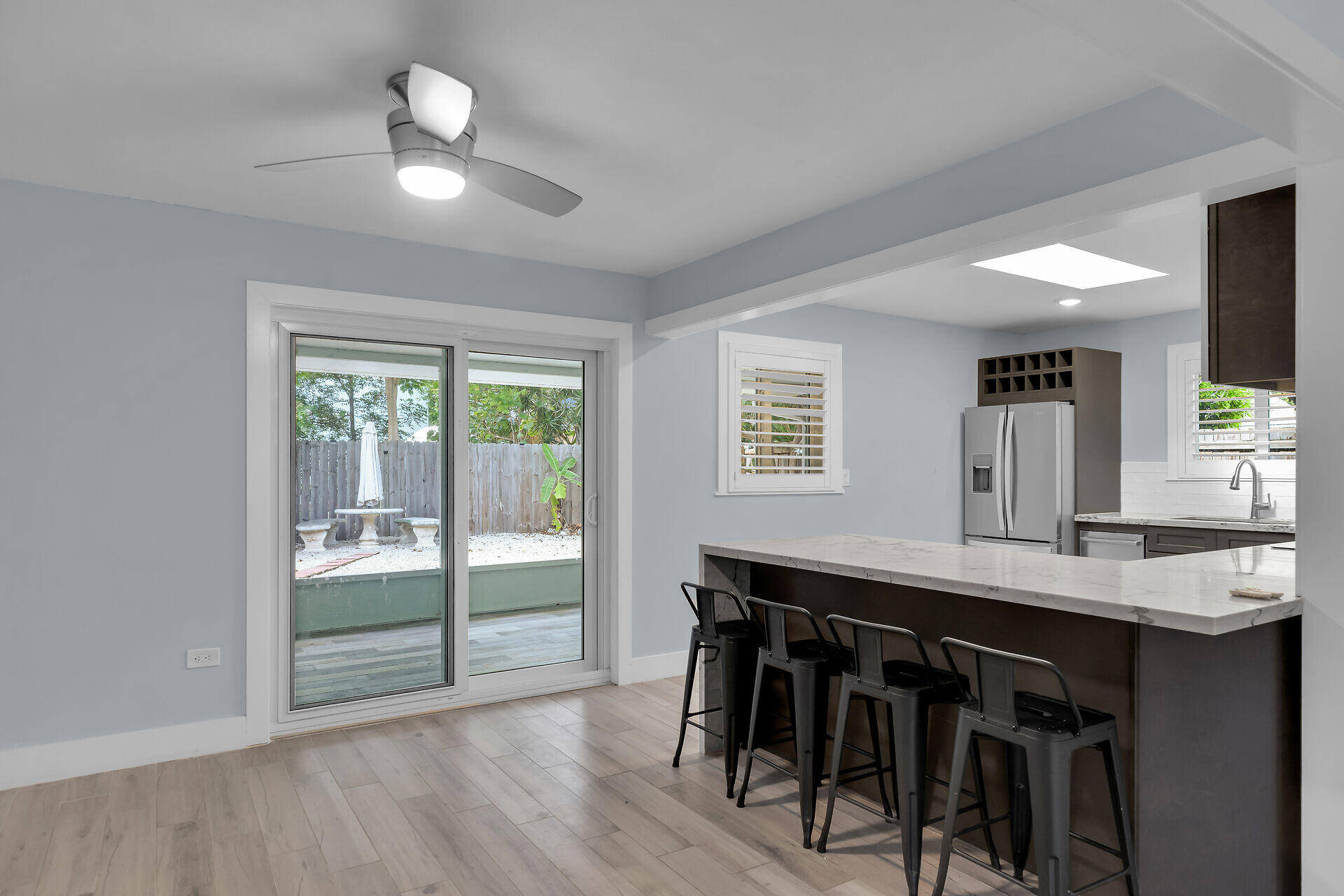 535 Plante Street Property Photo 11