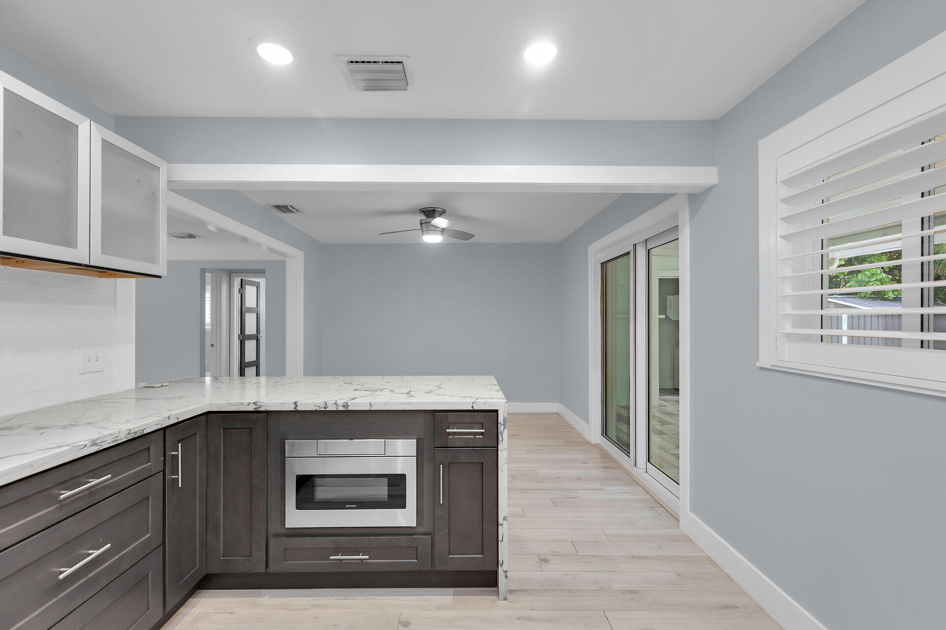 535 Plante Street Property Photo 19