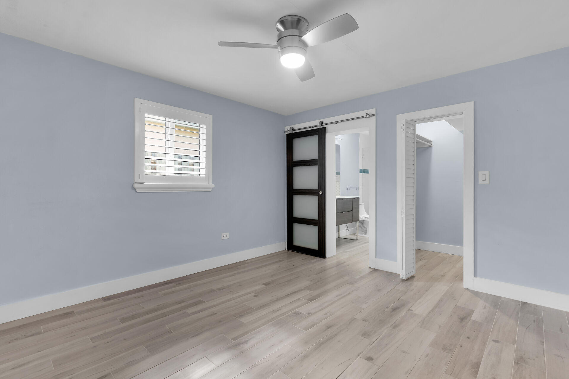 535 Plante Street Property Photo 22