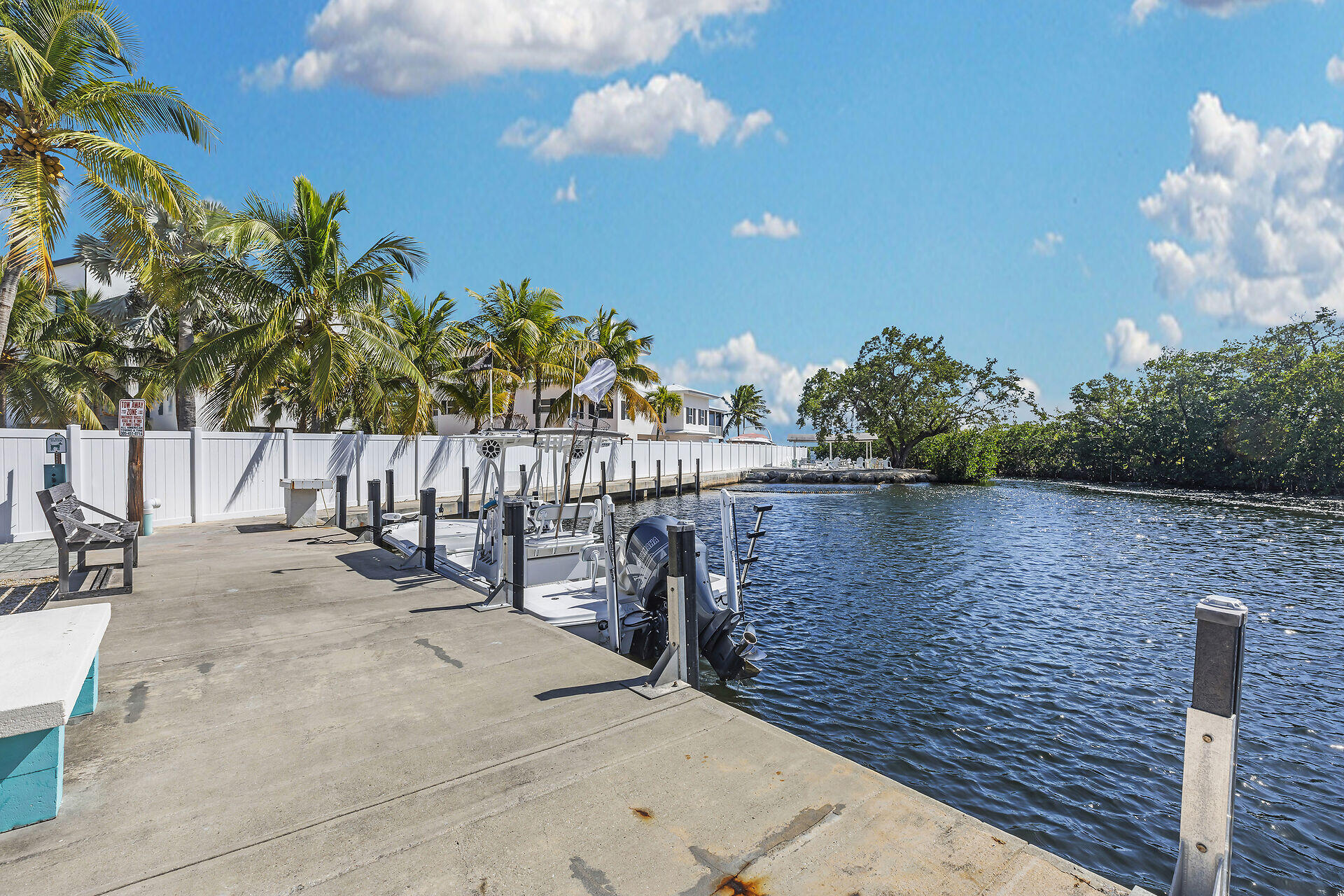 535 Plante Street Property Photo 41