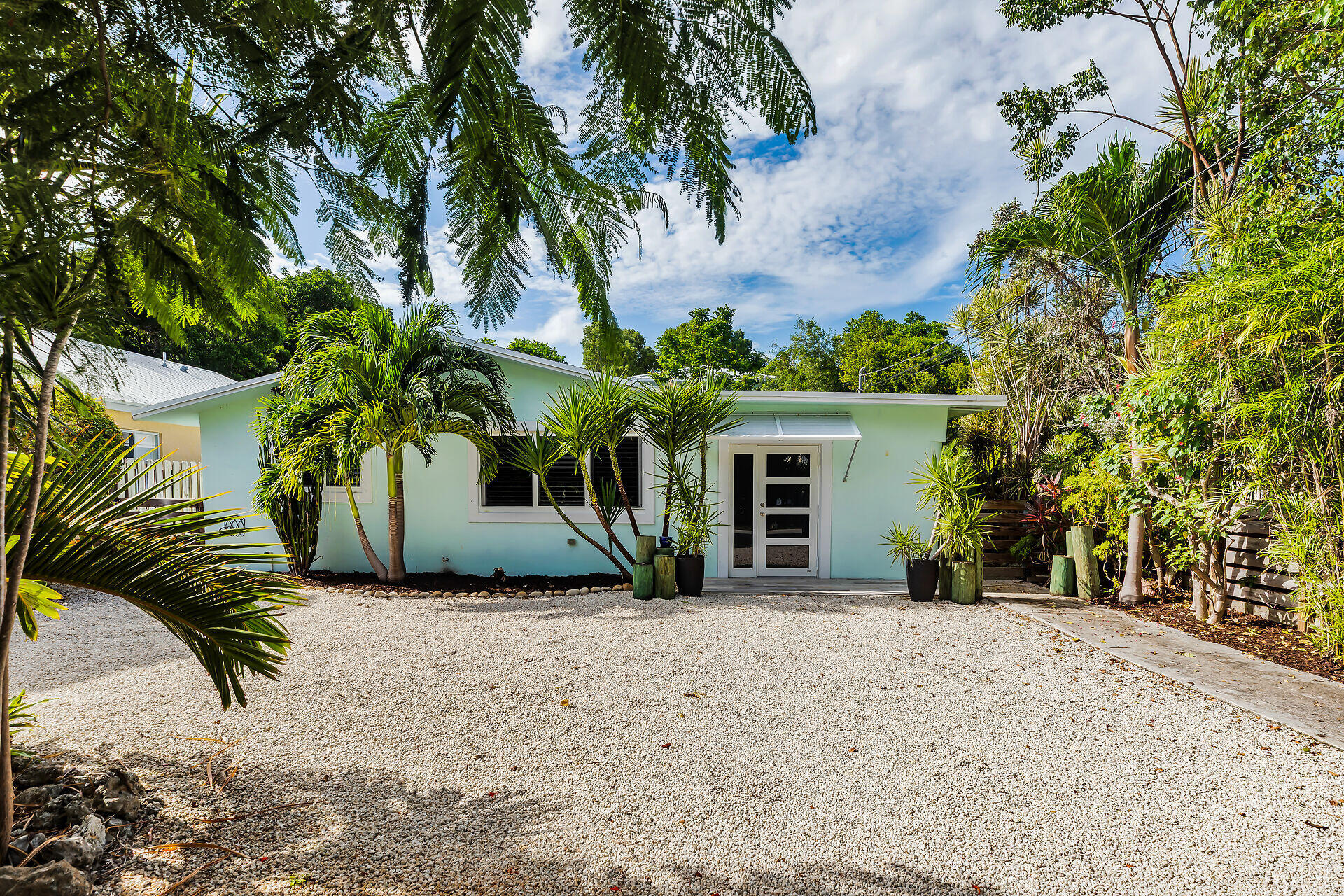 535 Plante Street Property Photo 47