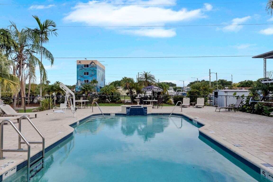 99202 Overseas Highway Property Photo 4