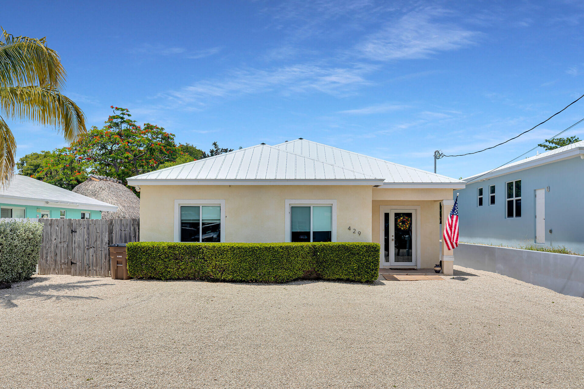 429 Collins Street Property Photo 1