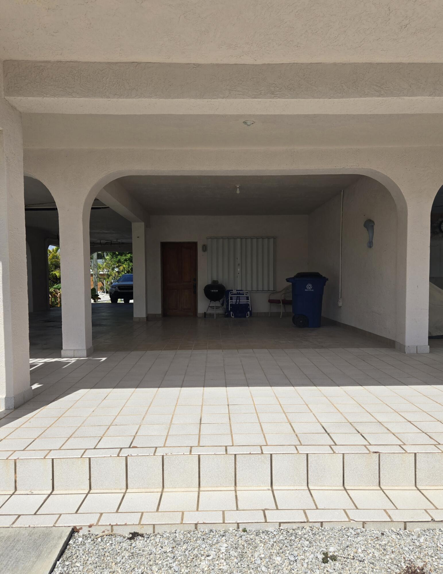 660 11th Street Property Photo 2
