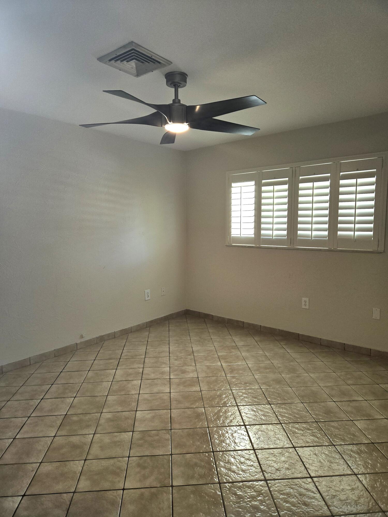 660 11th Street Property Photo 10